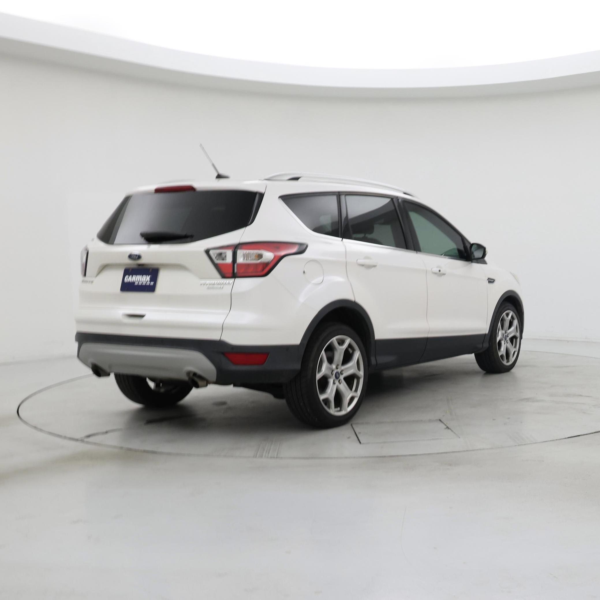 Thumbnail: 2017 Ford Escape - 8