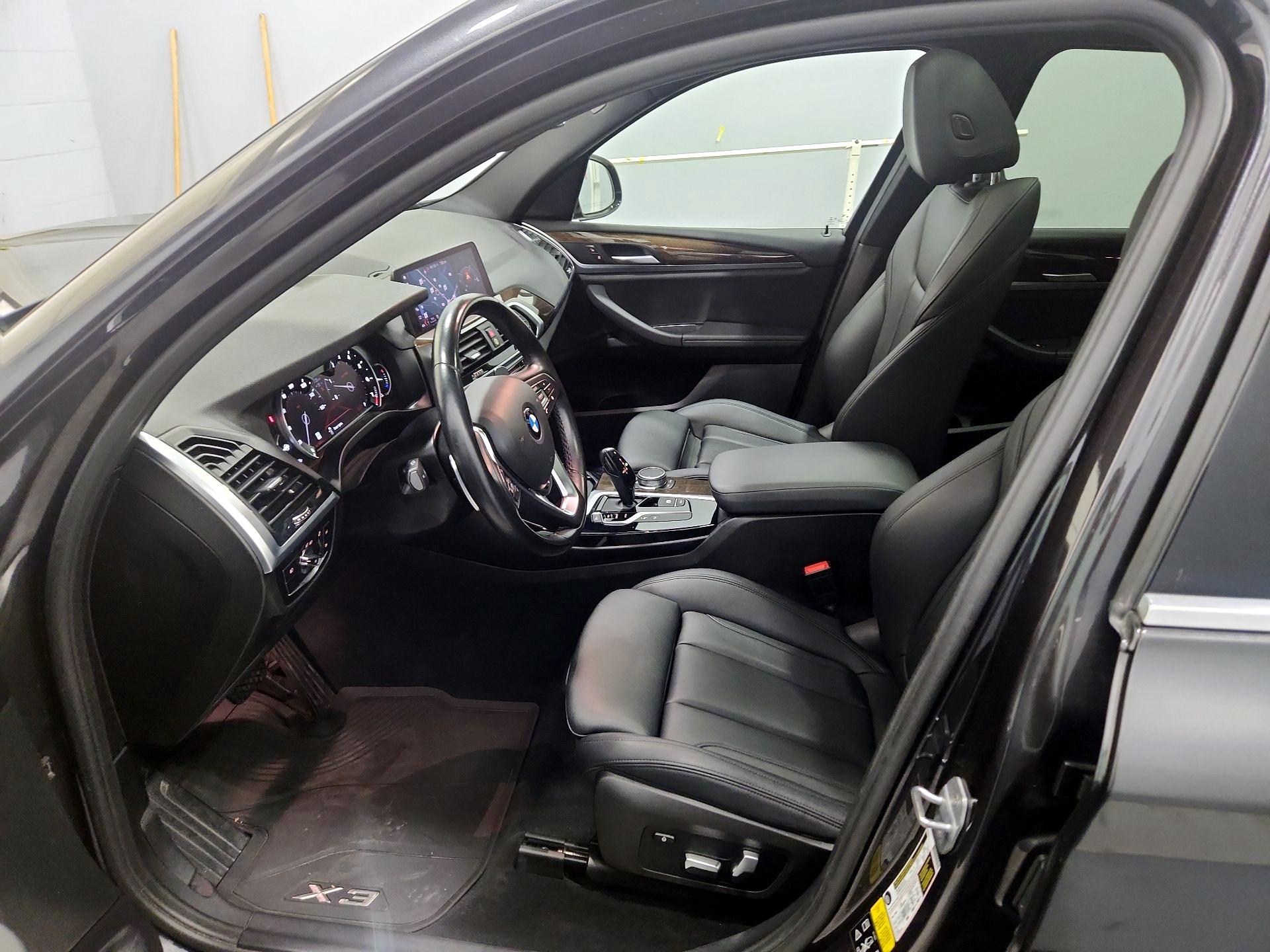 Thumbnail: 2019 BMW X3 - 11