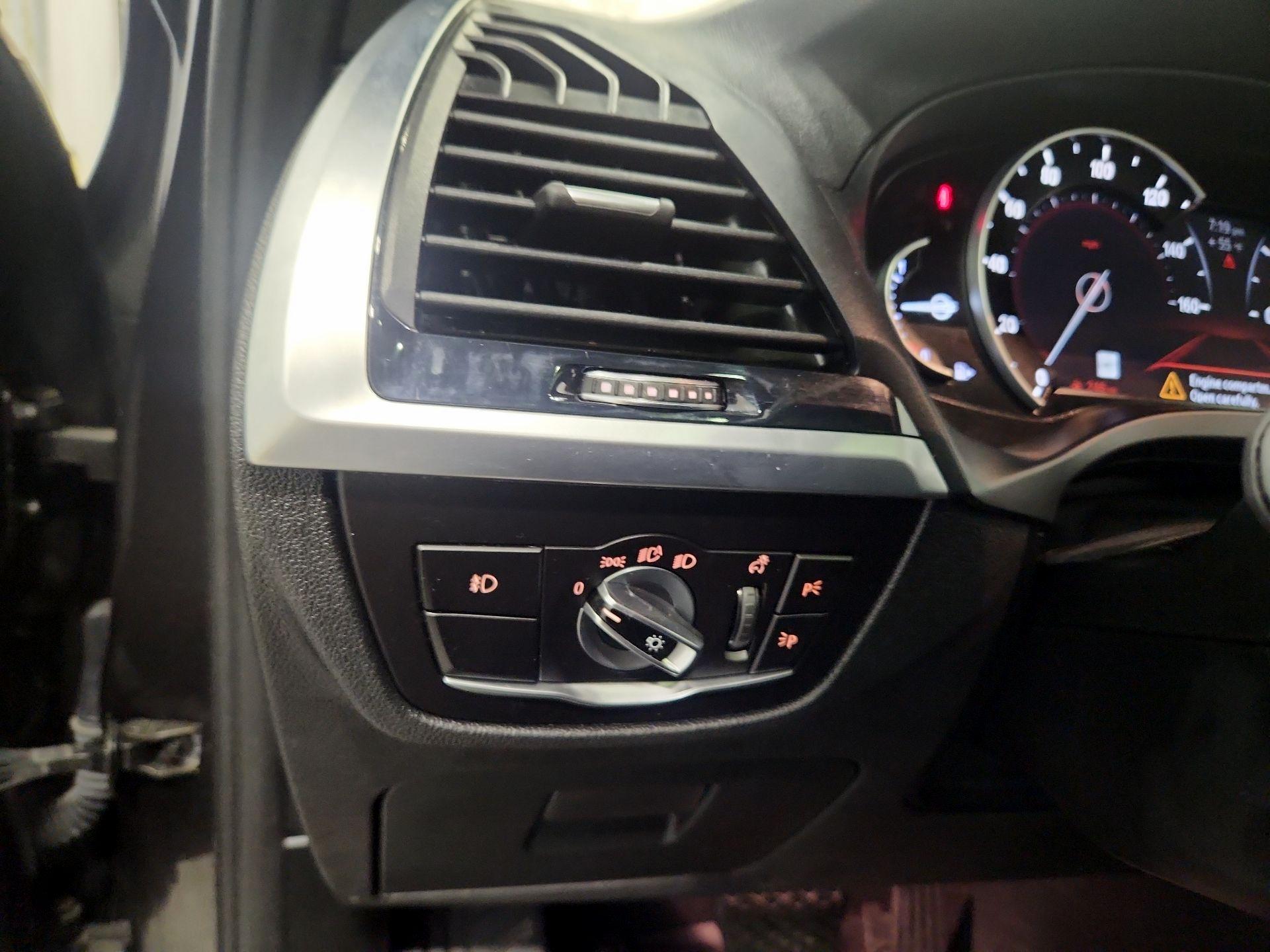 Thumbnail: 2019 BMW X3 - 13