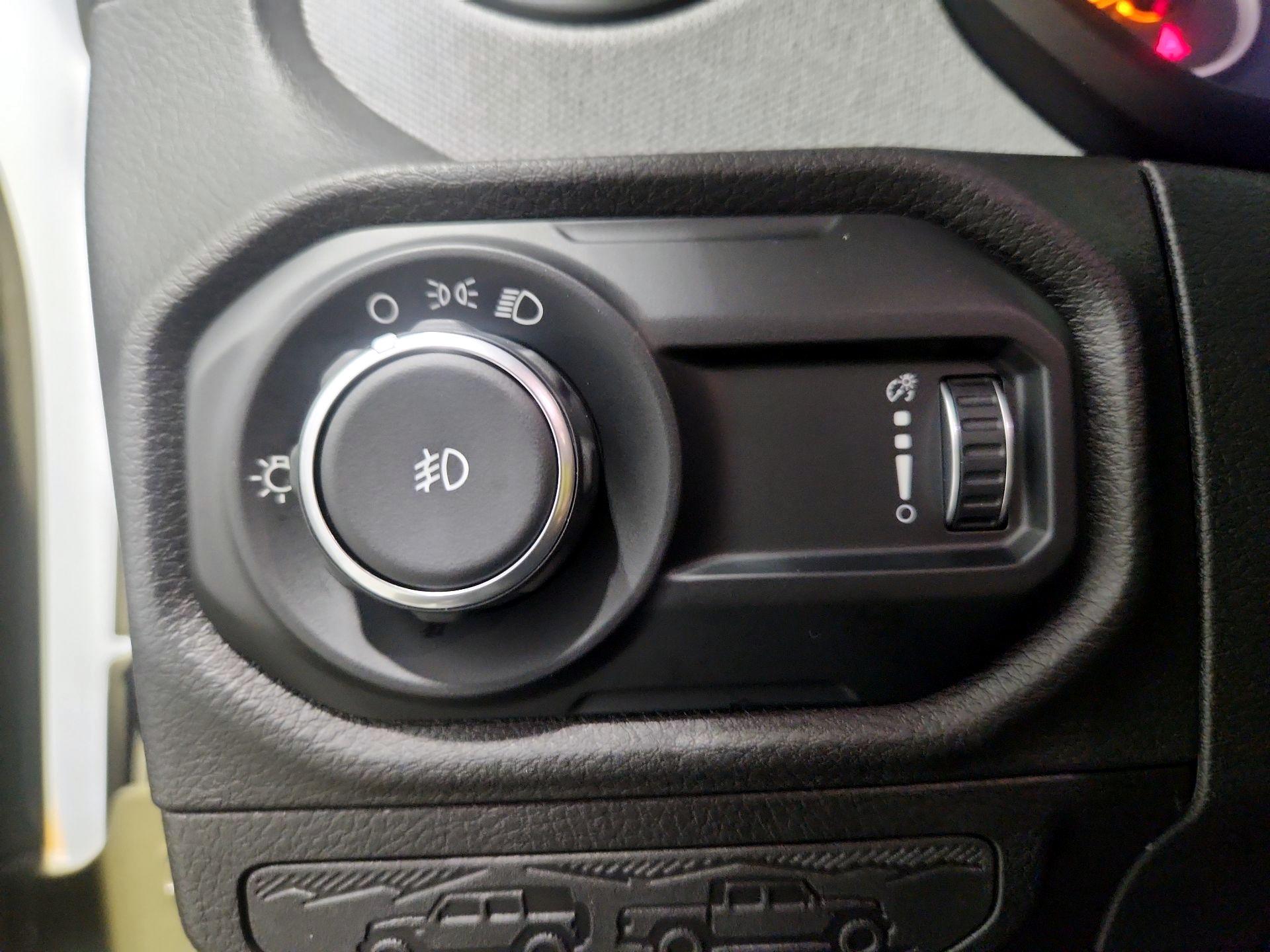 Thumbnail: 2025 Jeep Wrangler - 13