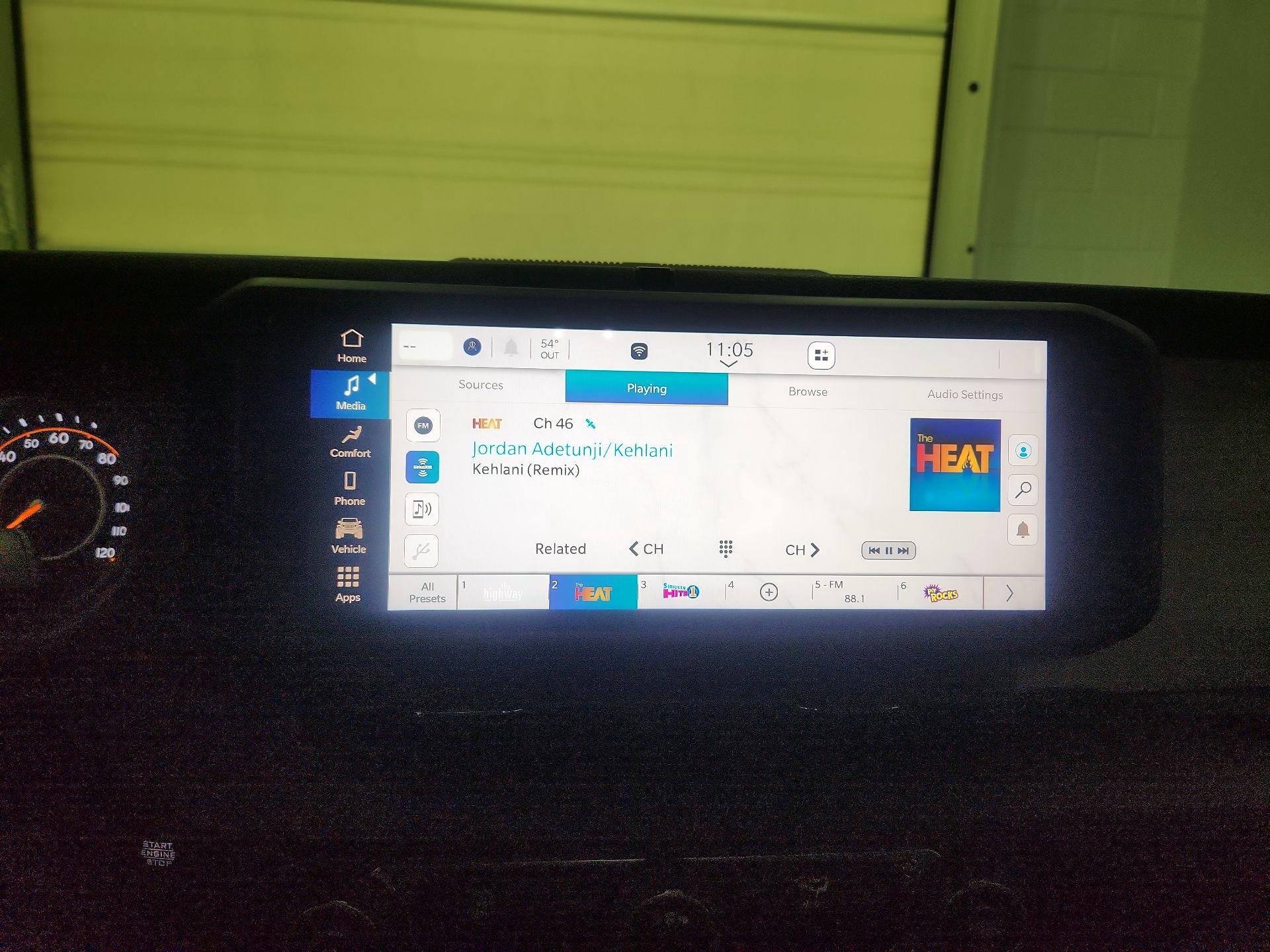 Thumbnail: 2025 Jeep Wrangler - 15