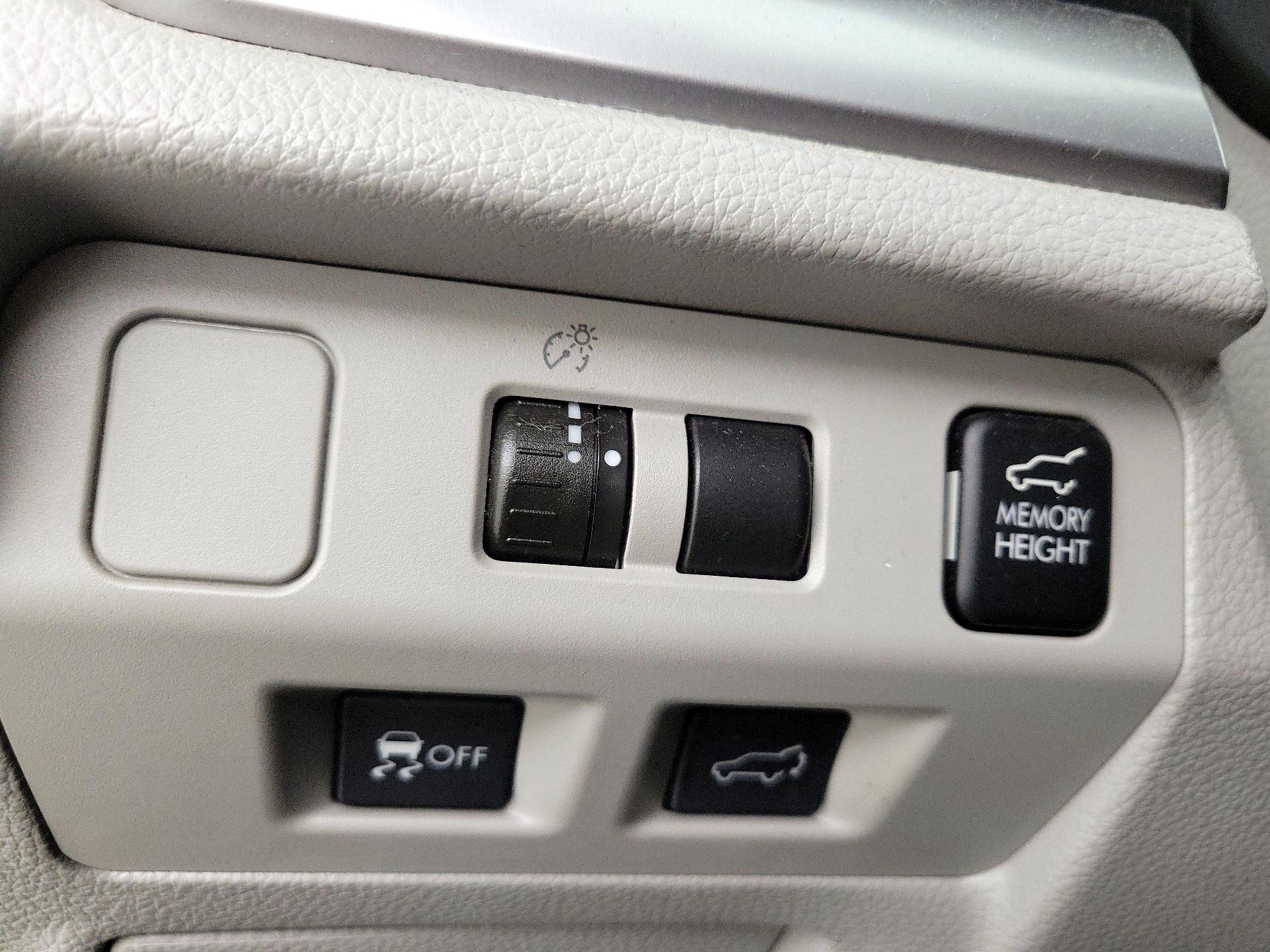 Thumbnail: 2015 Subaru Forester - 13