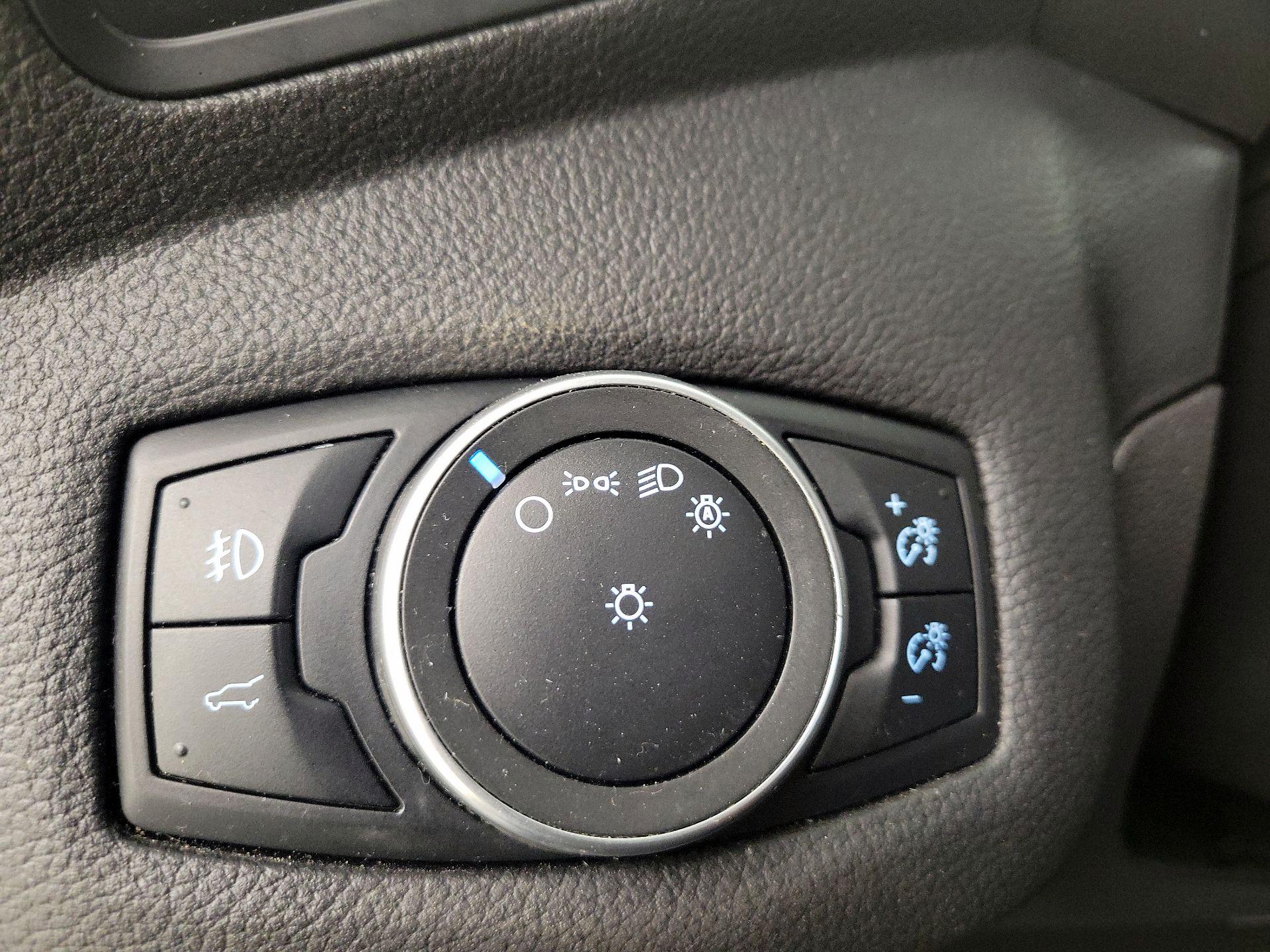 Thumbnail: 2019 Ford Escape - 13