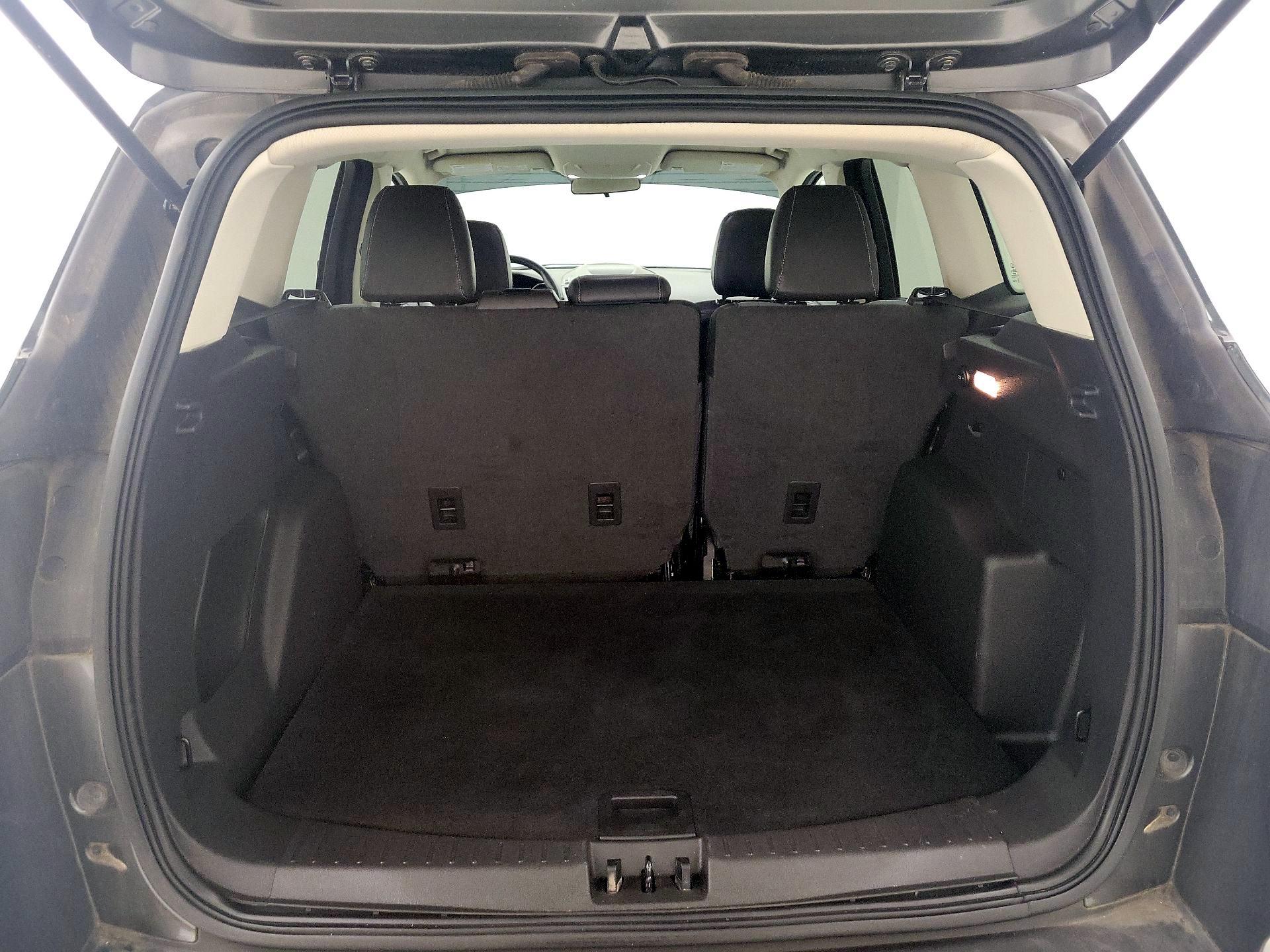 Thumbnail: 2019 Ford Escape - 20