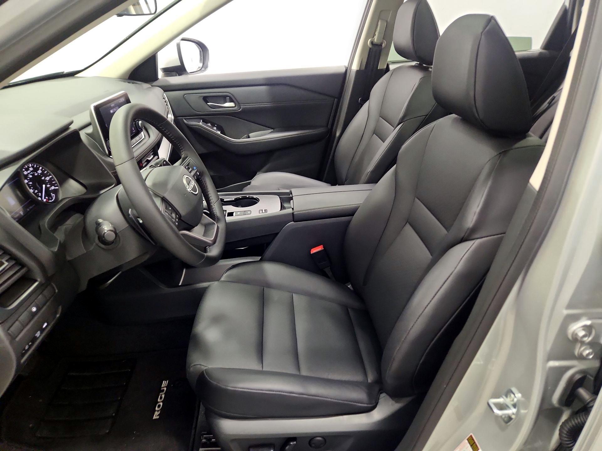 Thumbnail: 2025 Nissan Rogue - 11