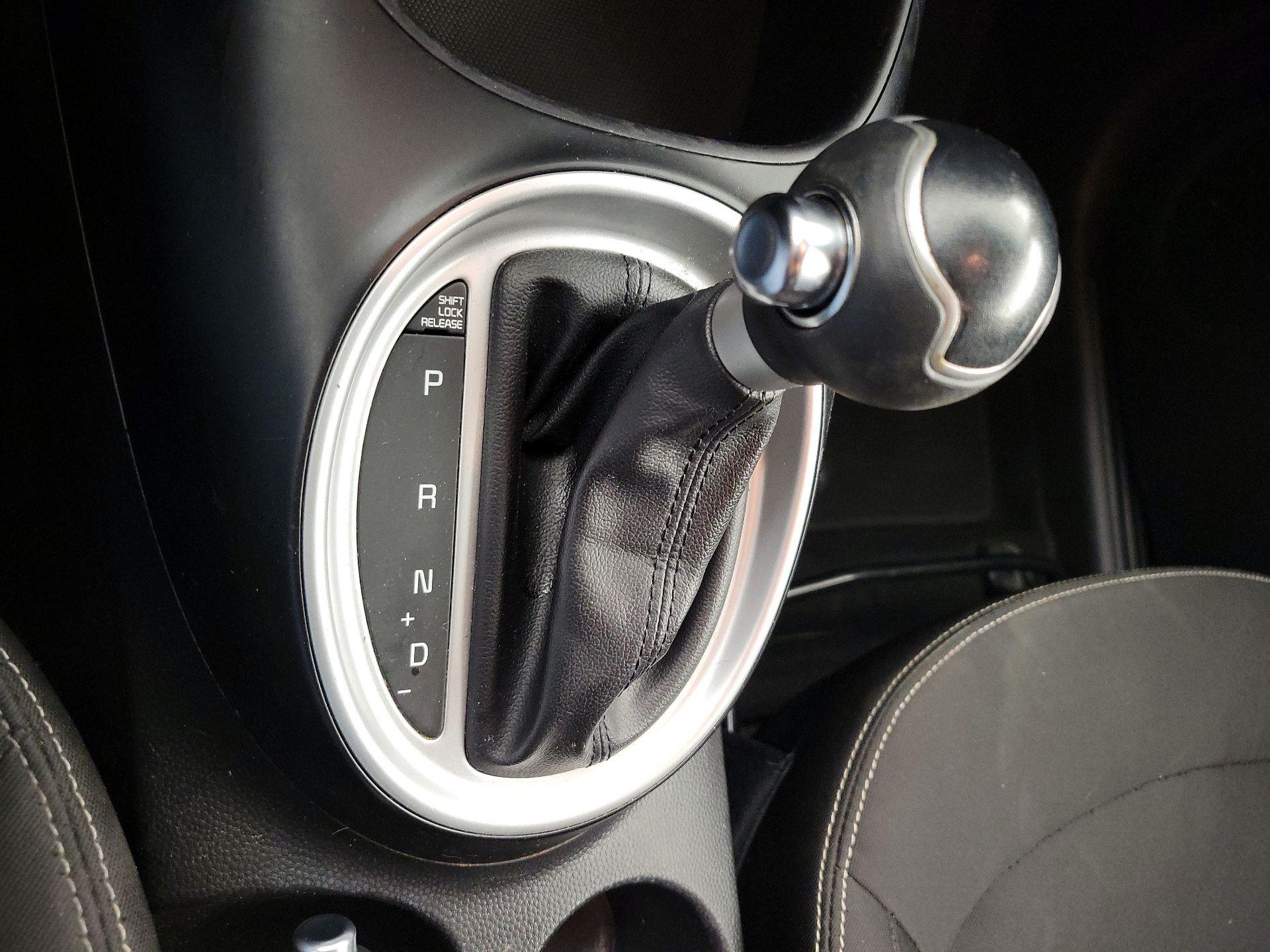 Thumbnail: 2016 Kia Soul - 16