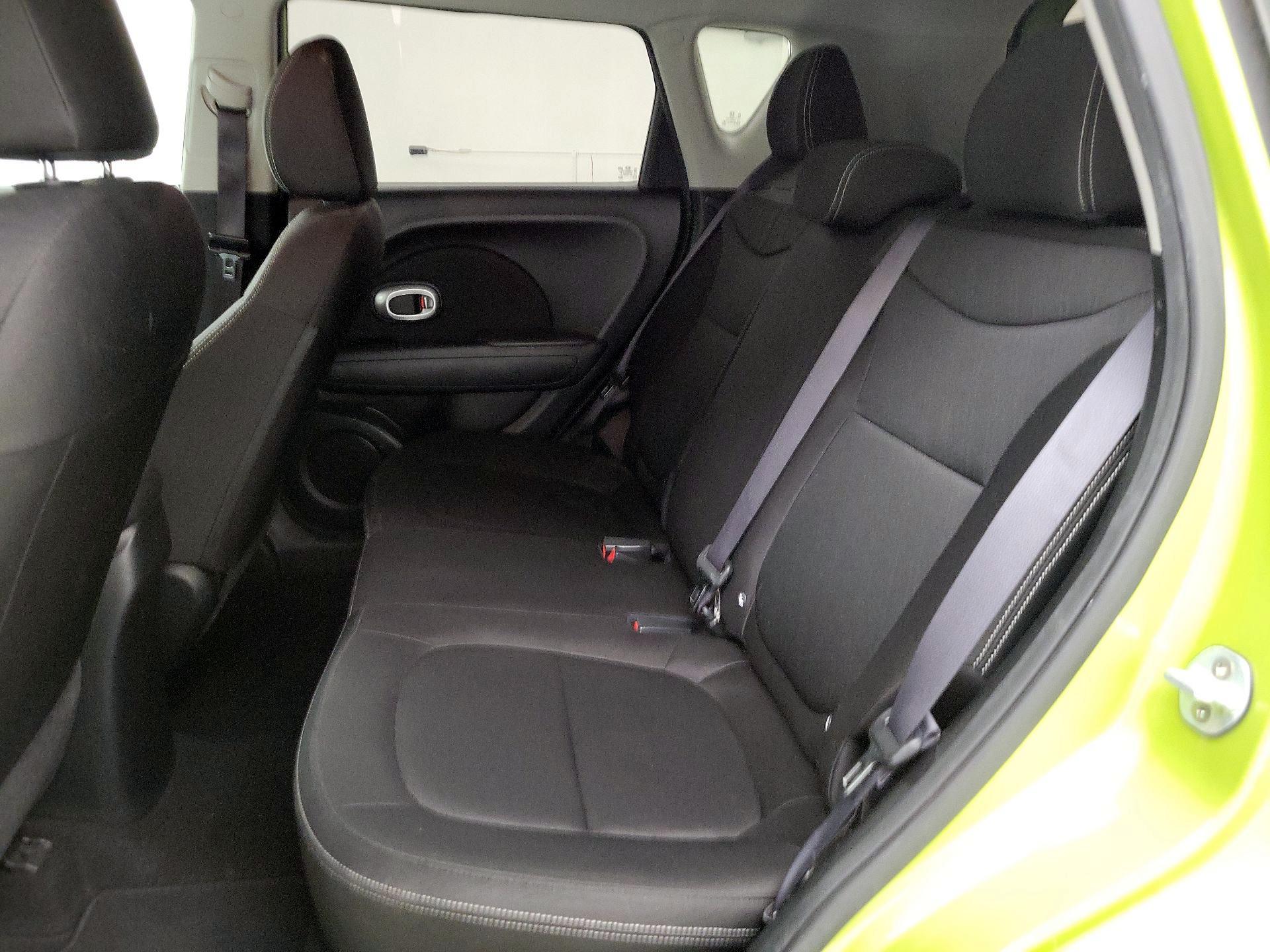 Thumbnail: 2016 Kia Soul - 18