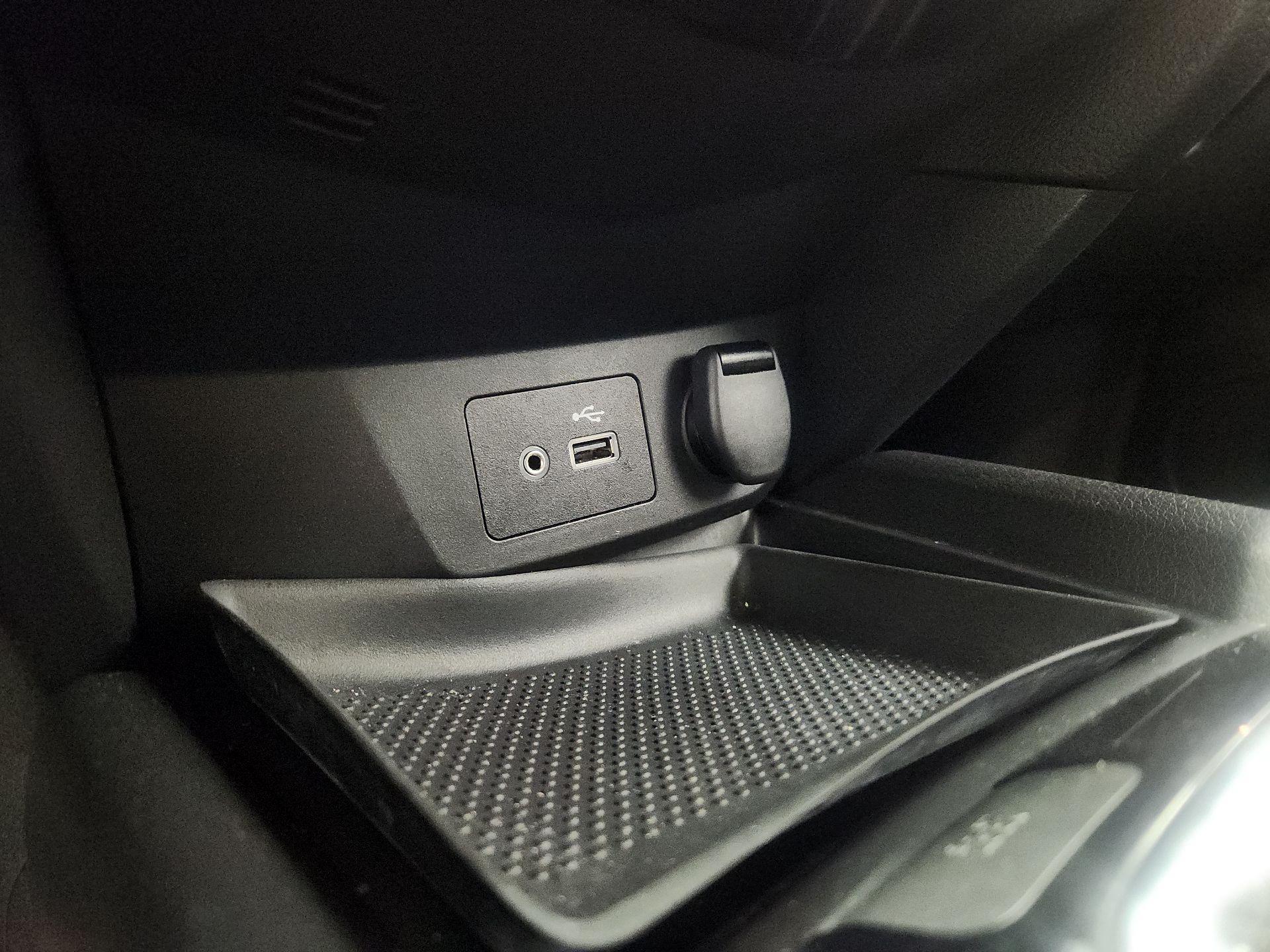 Thumbnail: 2020 Nissan Rogue - 18