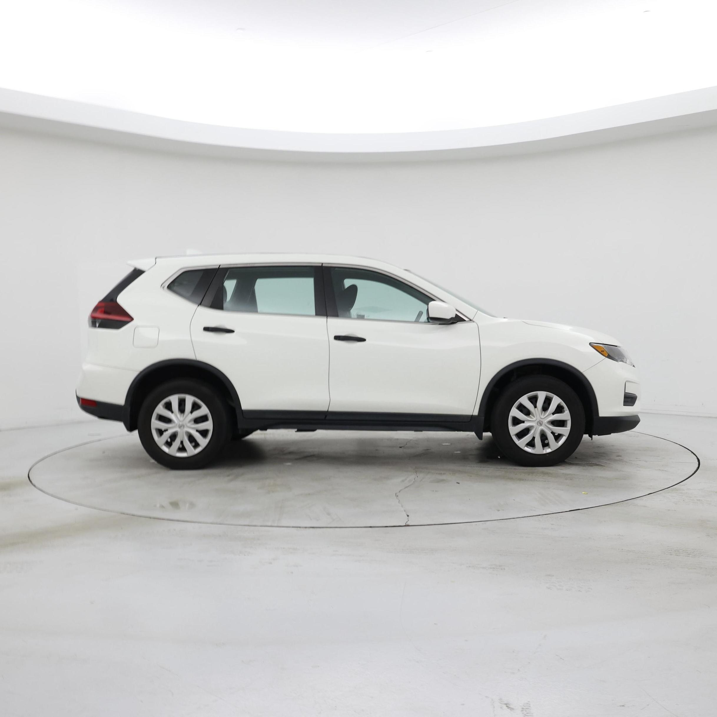 Thumbnail: 2020 Nissan Rogue - 7