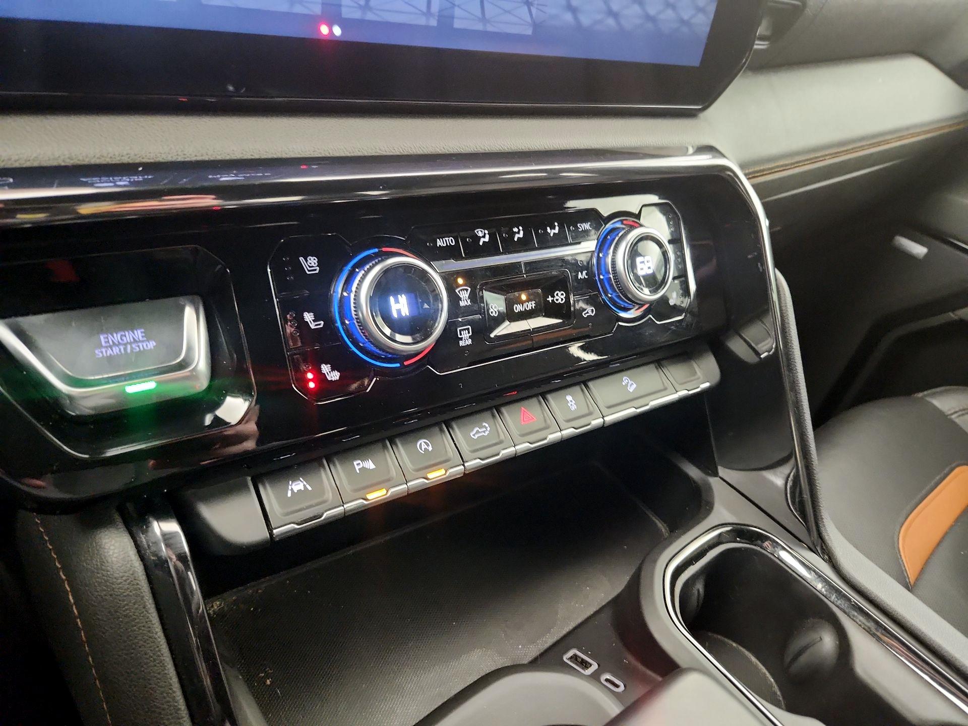 Thumbnail: 2023 GMC Sierra 1500 - 14