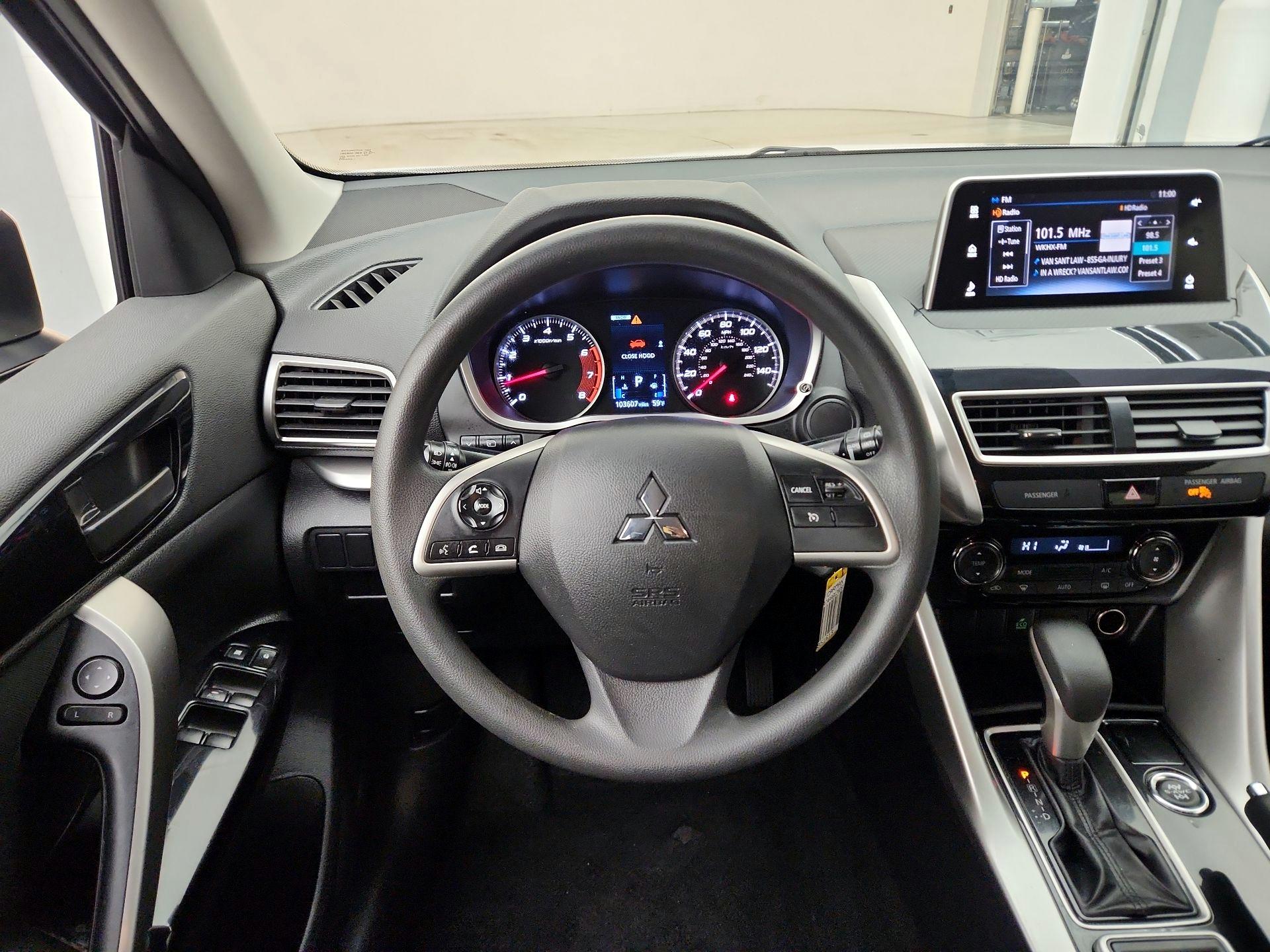 Thumbnail: 2019 Mitsubishi Eclipse Cross - 10