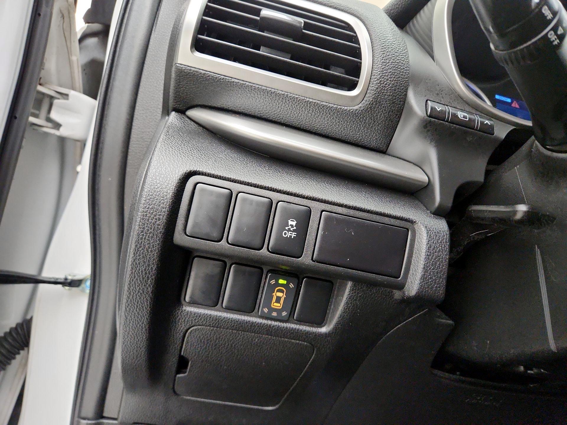 Thumbnail: 2019 Mitsubishi Eclipse Cross - 13