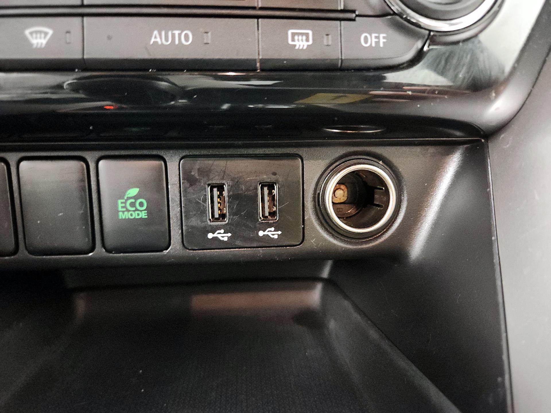 Thumbnail: 2019 Mitsubishi Eclipse Cross - 18