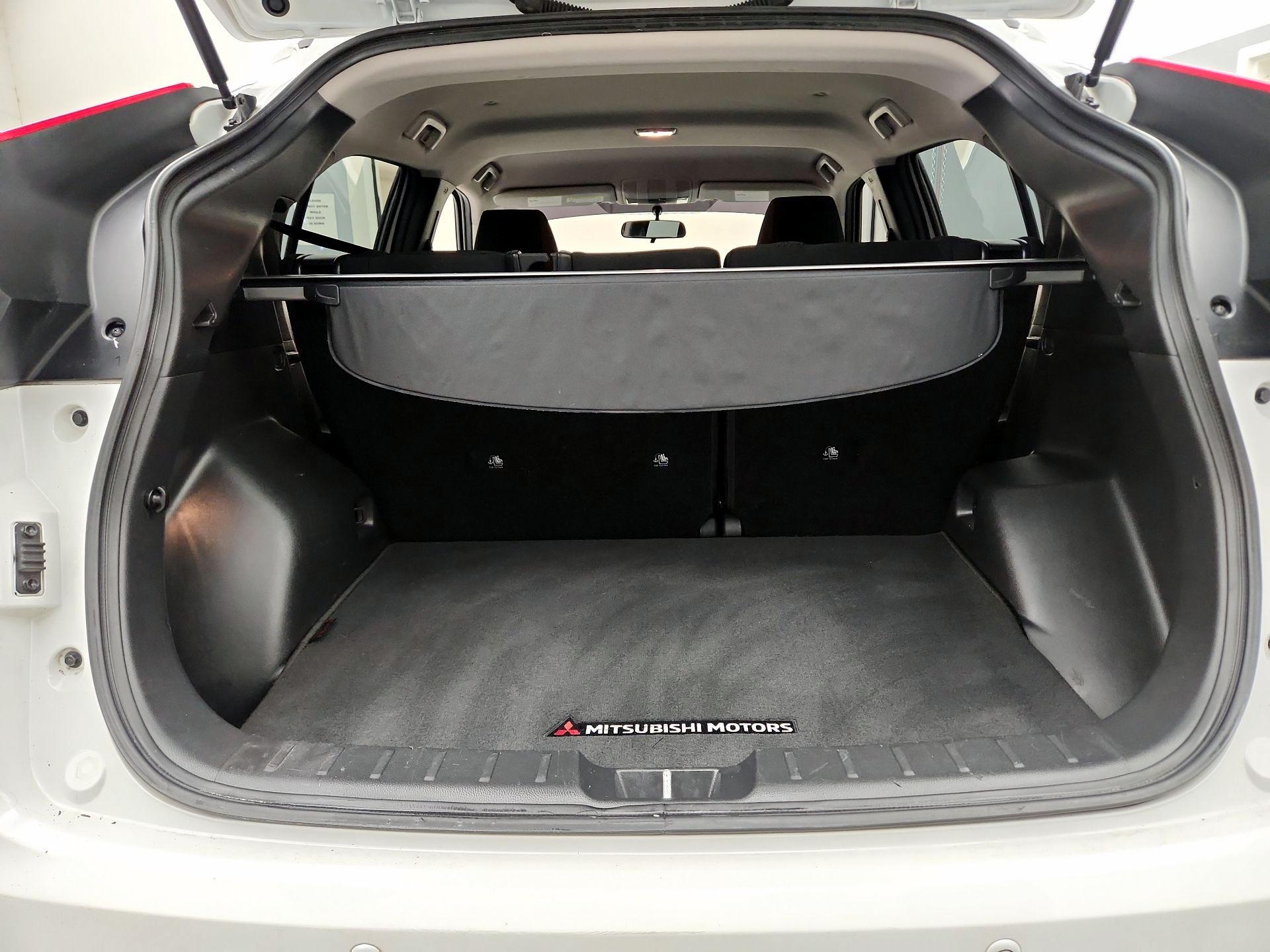 Thumbnail: 2019 Mitsubishi Eclipse Cross - 20