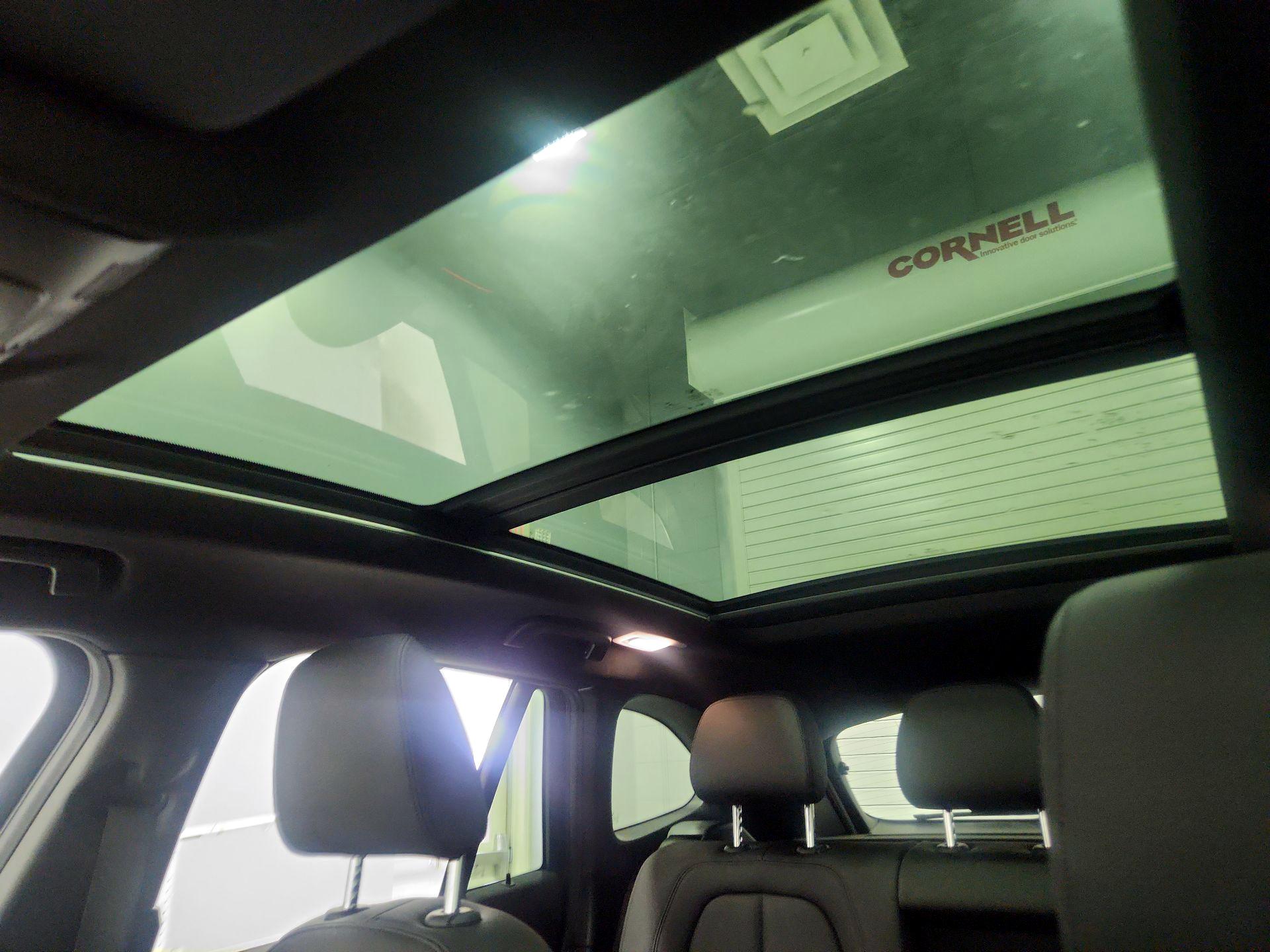 Thumbnail: 2020 BMW X1 - 20