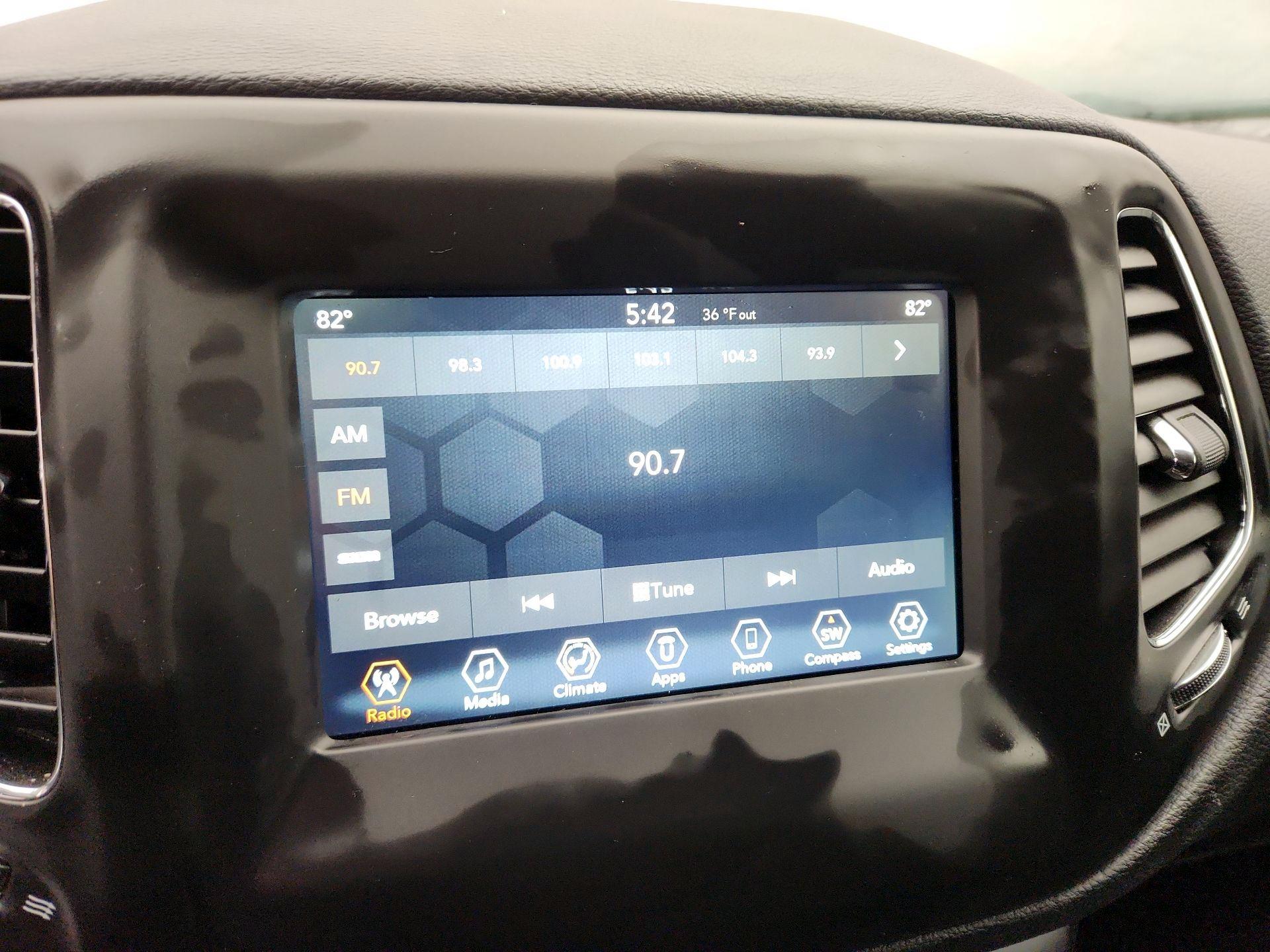 Thumbnail: 2019 Jeep Compass - 15