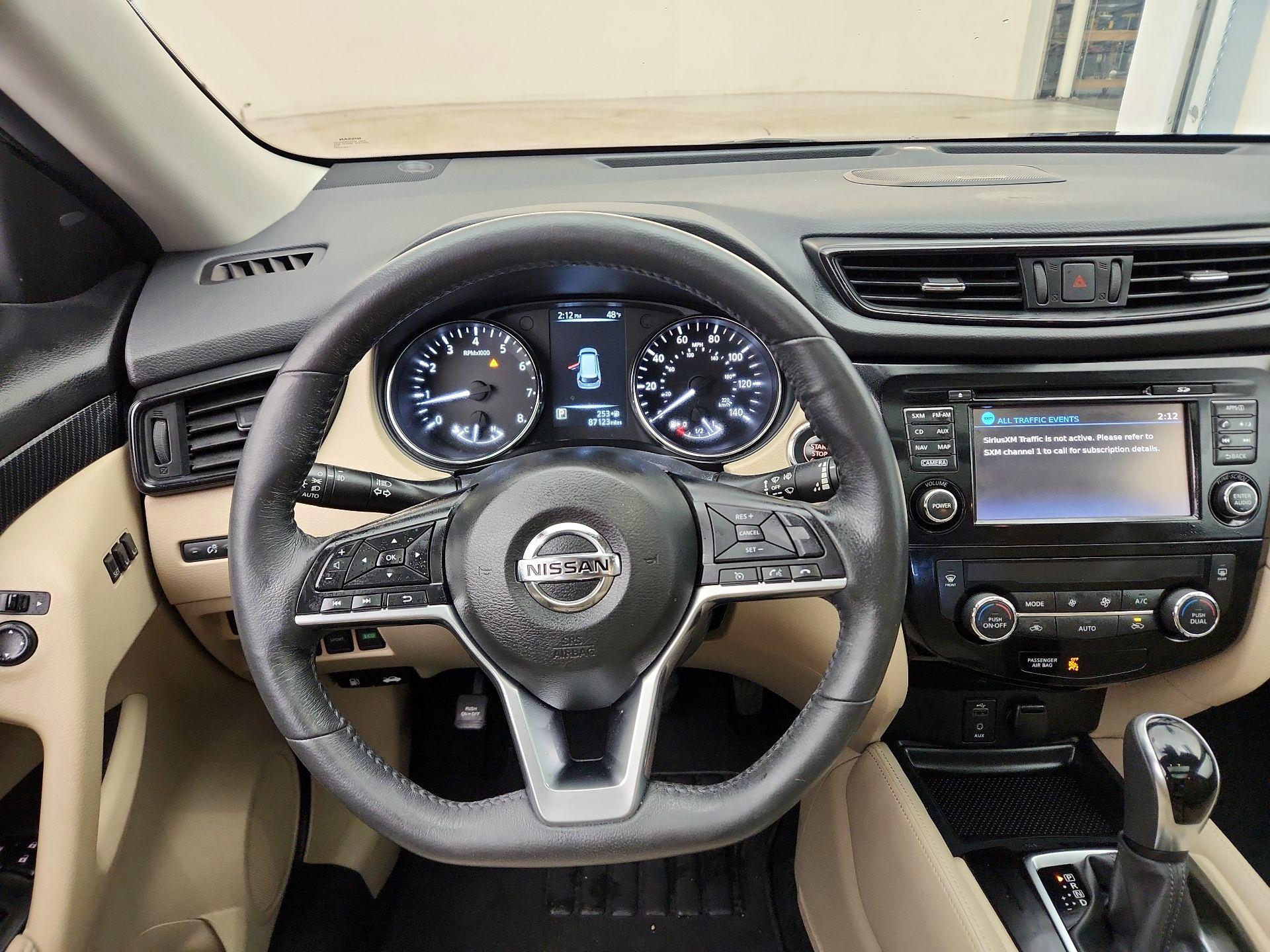 Thumbnail: 2017 Nissan Rogue - 10