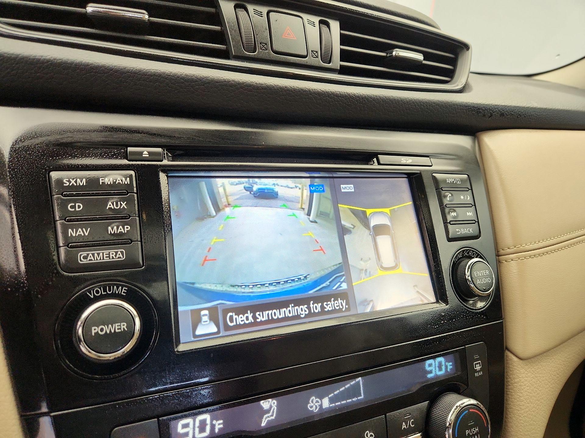 Thumbnail: 2017 Nissan Rogue - 15