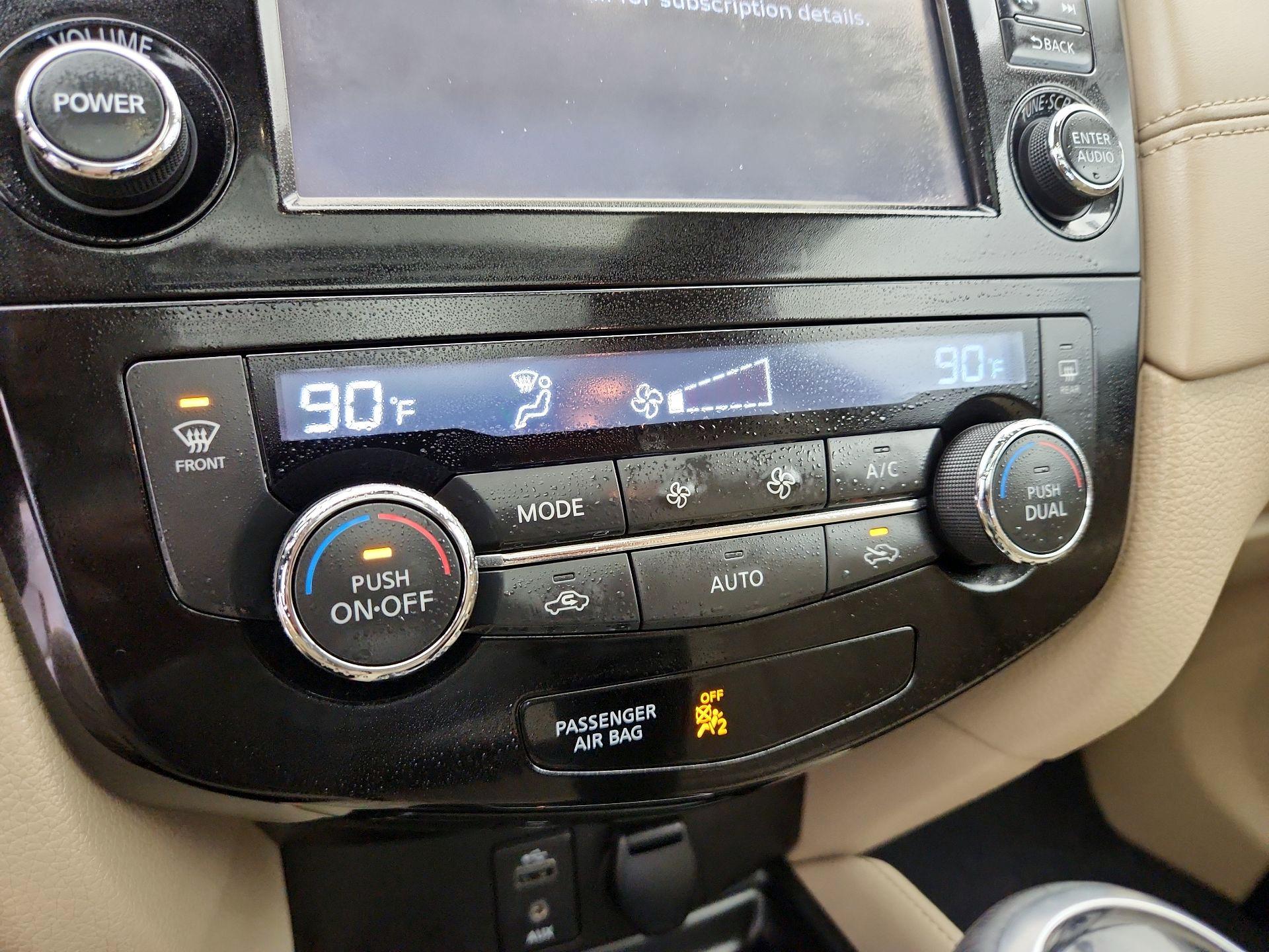 Thumbnail: 2017 Nissan Rogue - 17