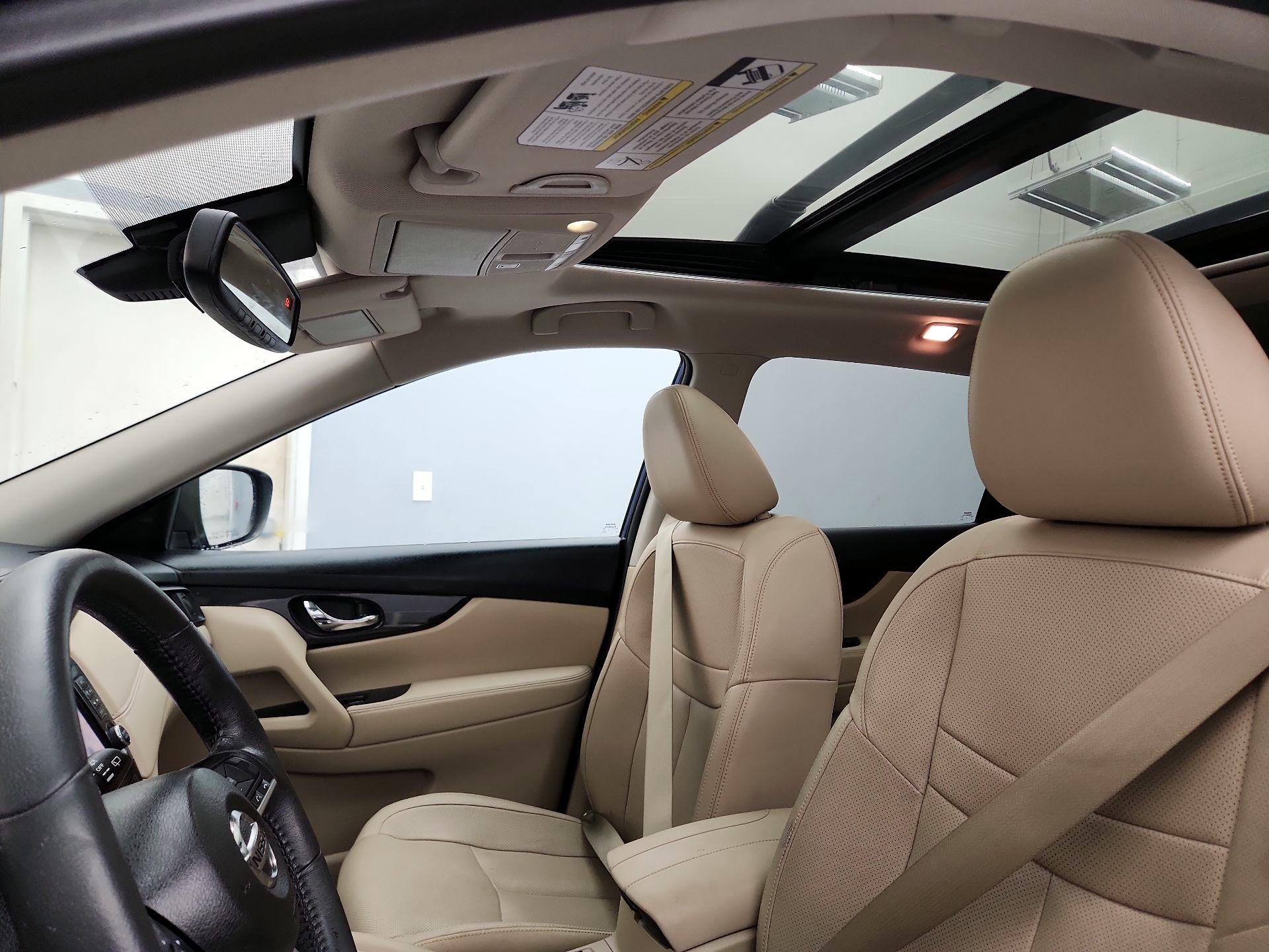 Thumbnail: 2017 Nissan Rogue - 20