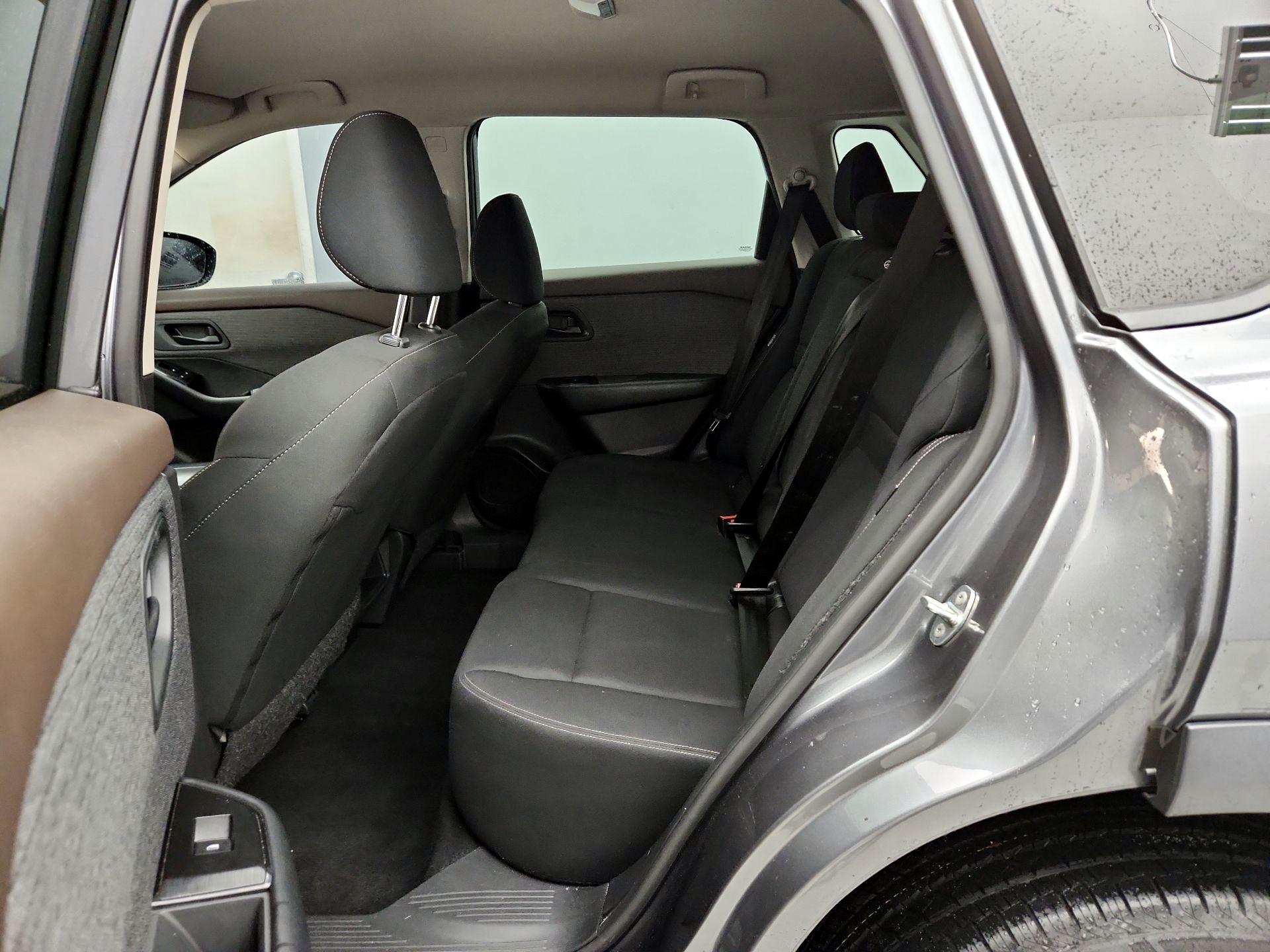 Thumbnail: 2023 Nissan Rogue - 19