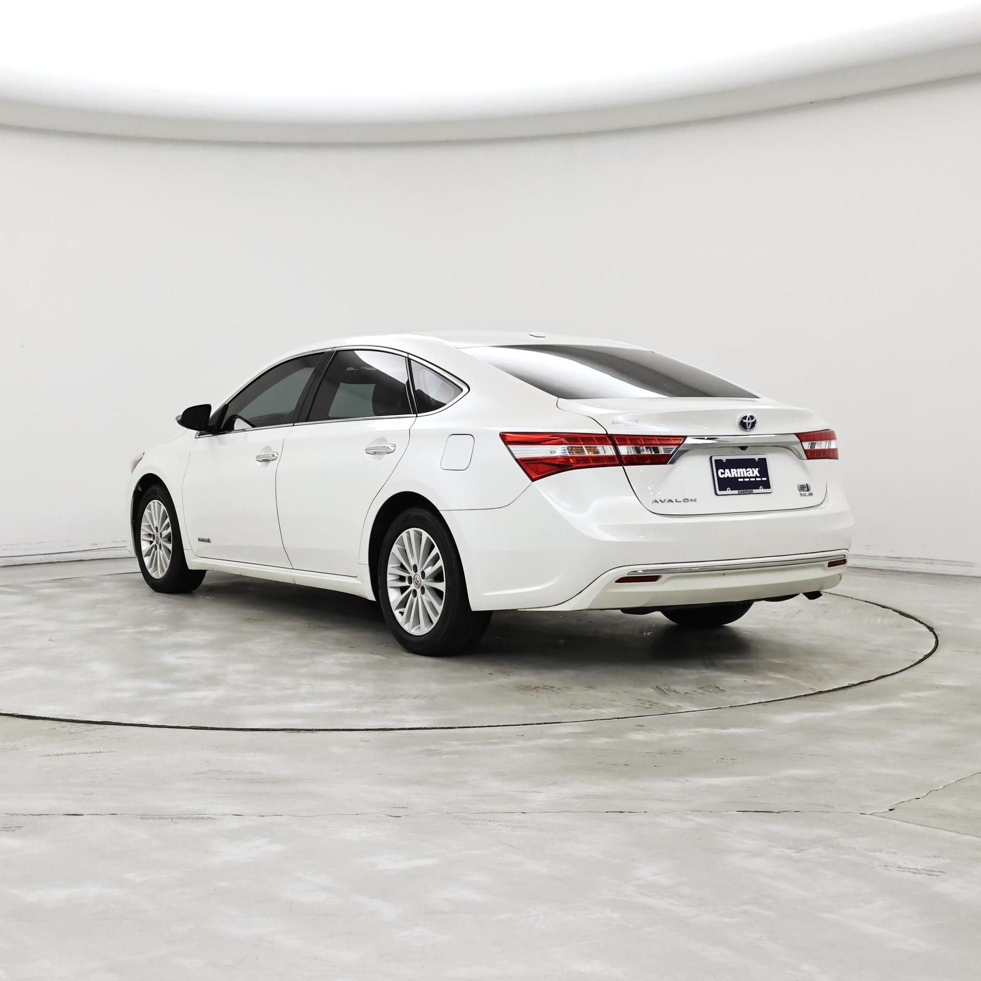 Thumbnail: 2014 Toyota Avalon - 2