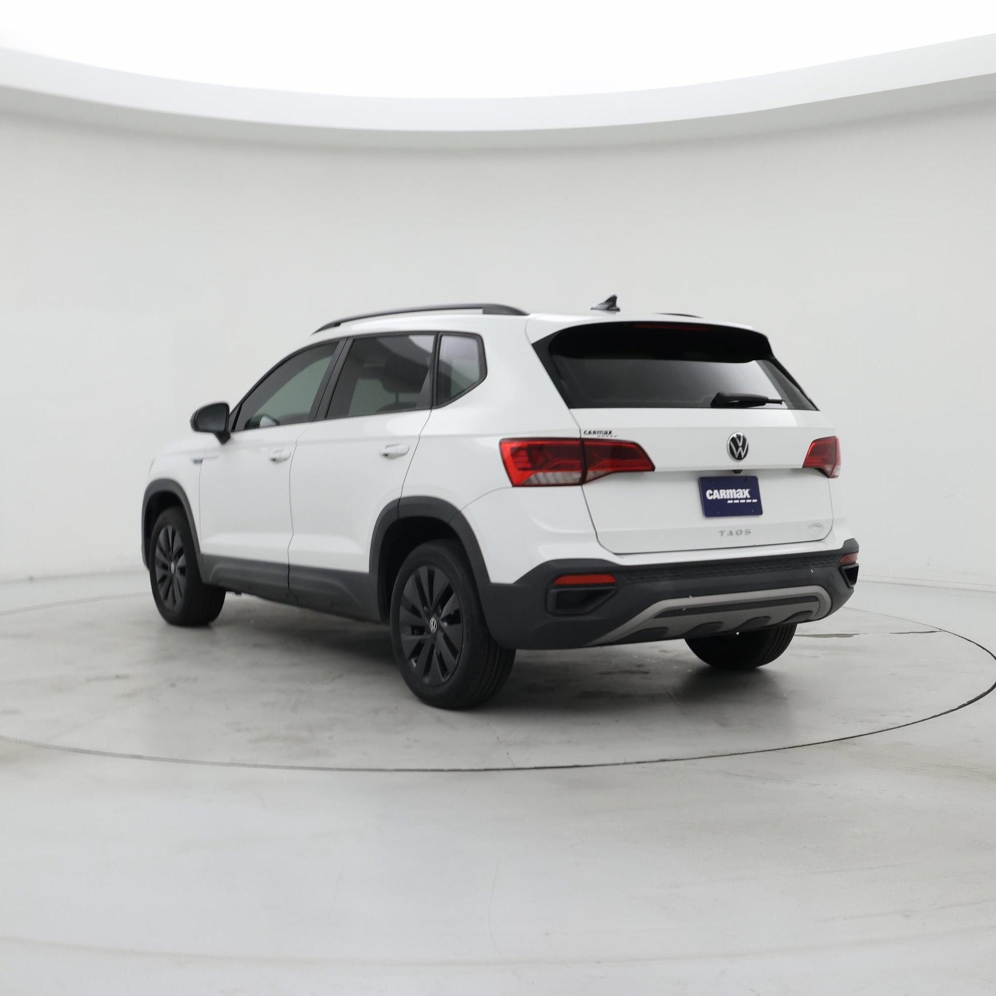 Thumbnail: 2022 Volkswagen Taos - 2