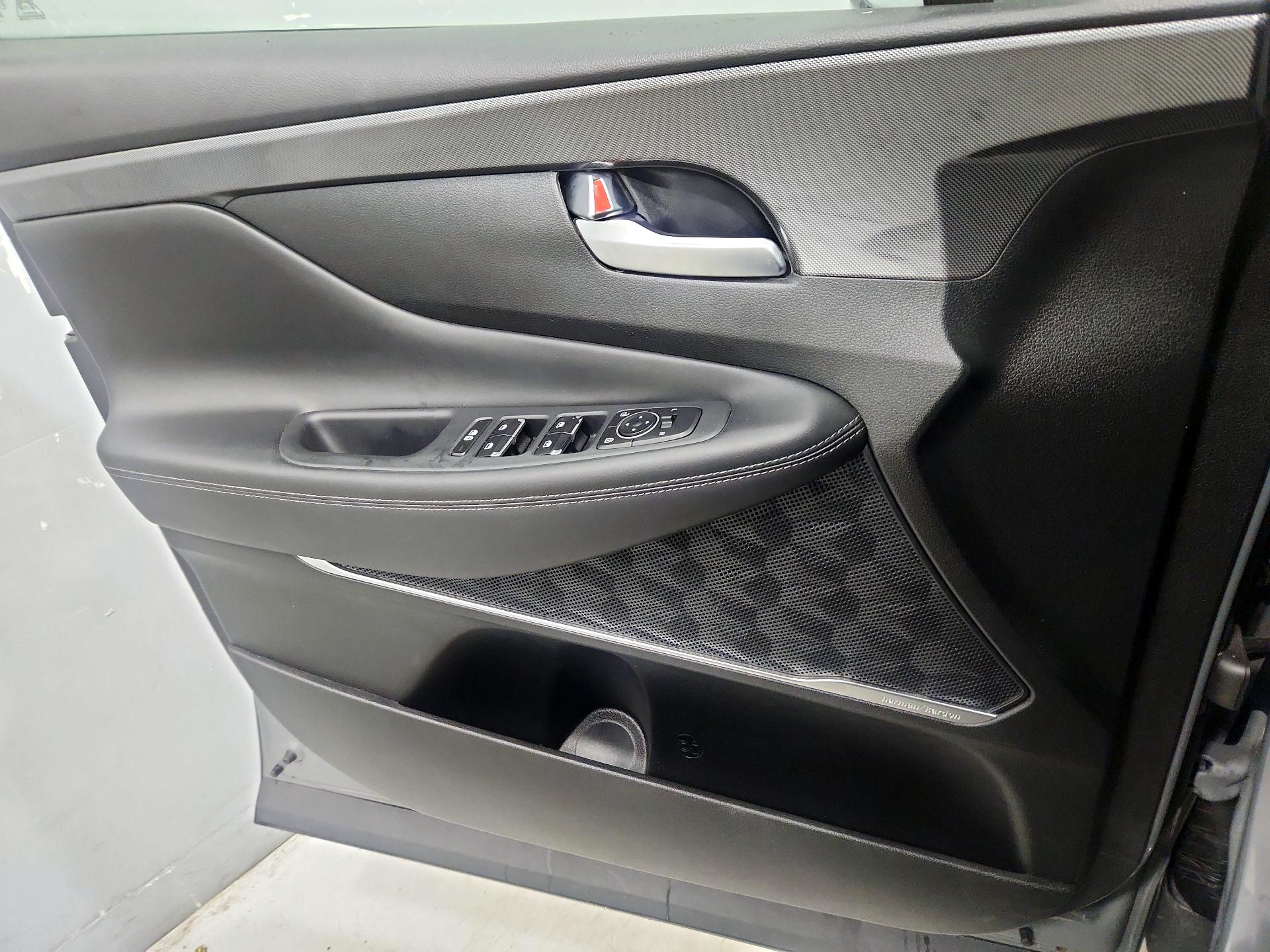 Thumbnail: 2023 Hyundai Santa Fe - 12