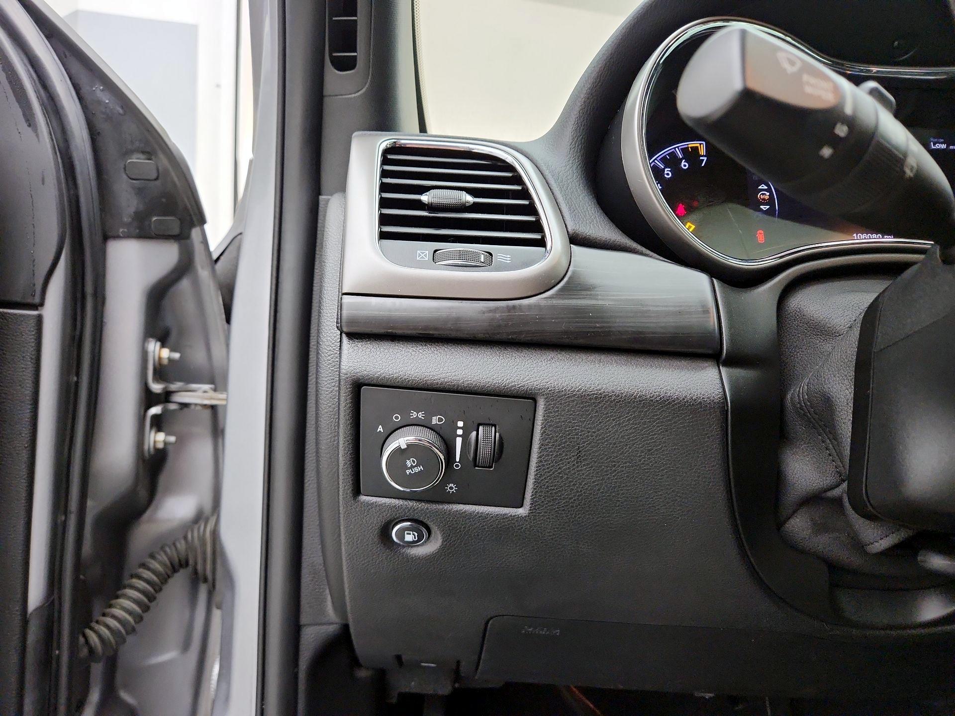 Thumbnail: 2020 Jeep Grand Cherokee - 13