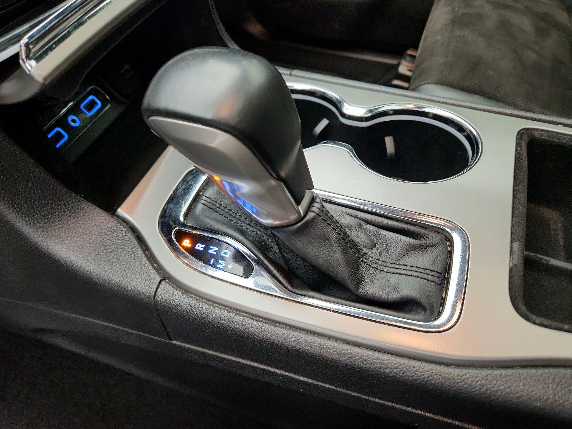 Thumbnail: 2020 Jeep Grand Cherokee - 18