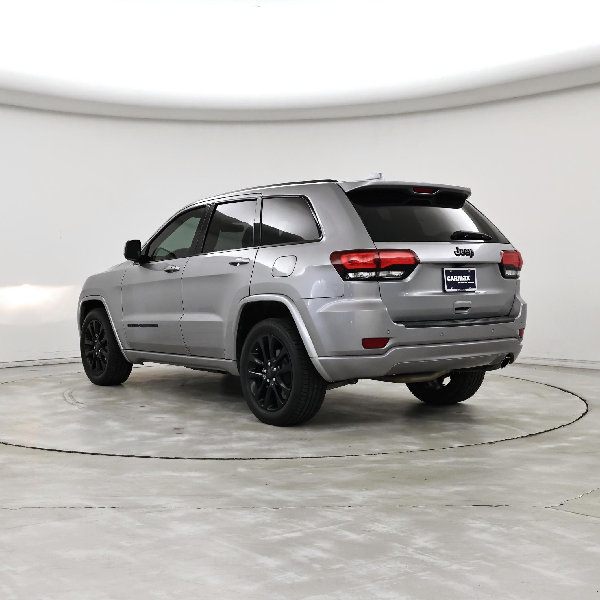 Thumbnail: 2020 Jeep Grand Cherokee - 2