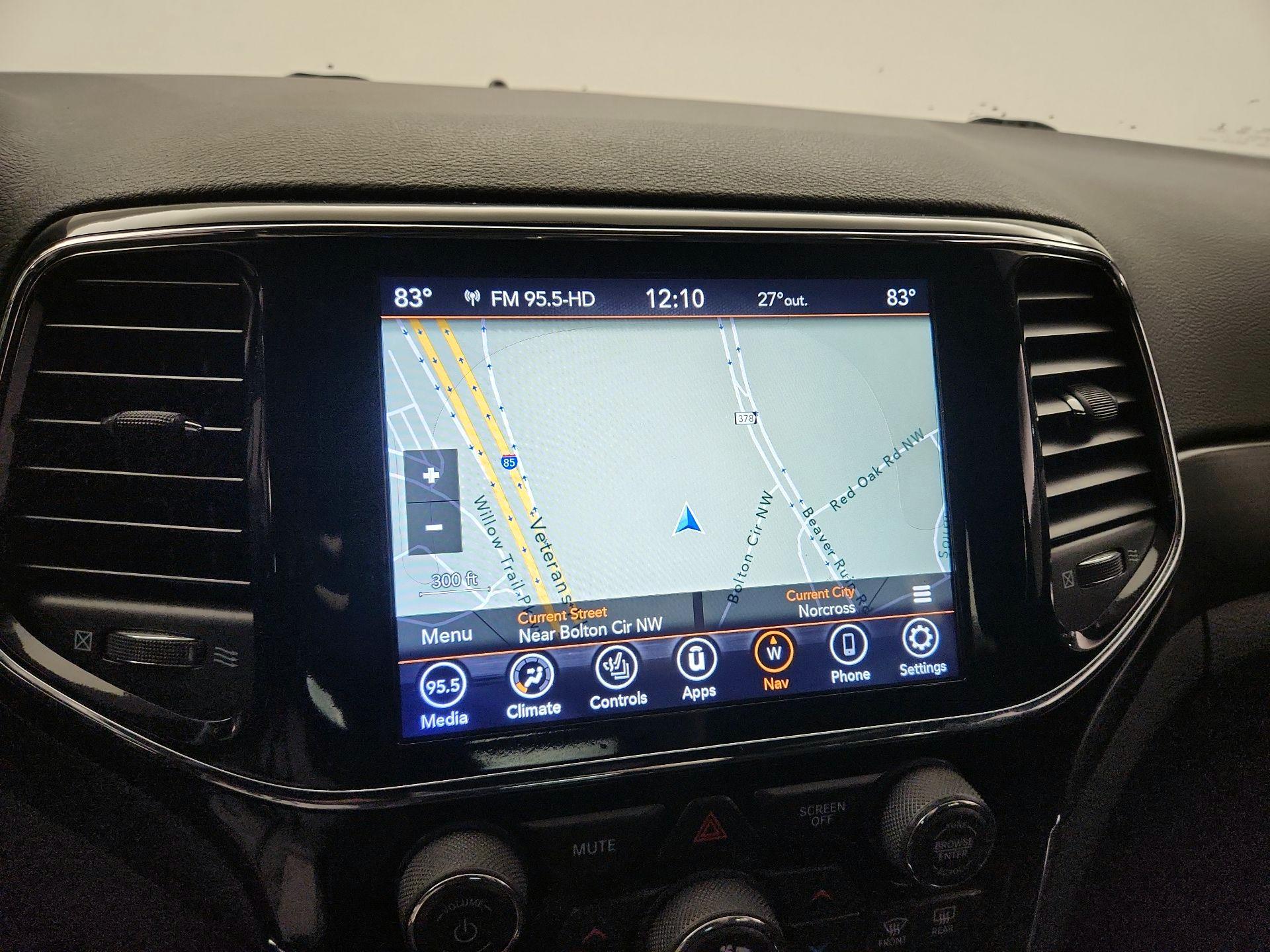 Thumbnail: 2020 Jeep Grand Cherokee - 14