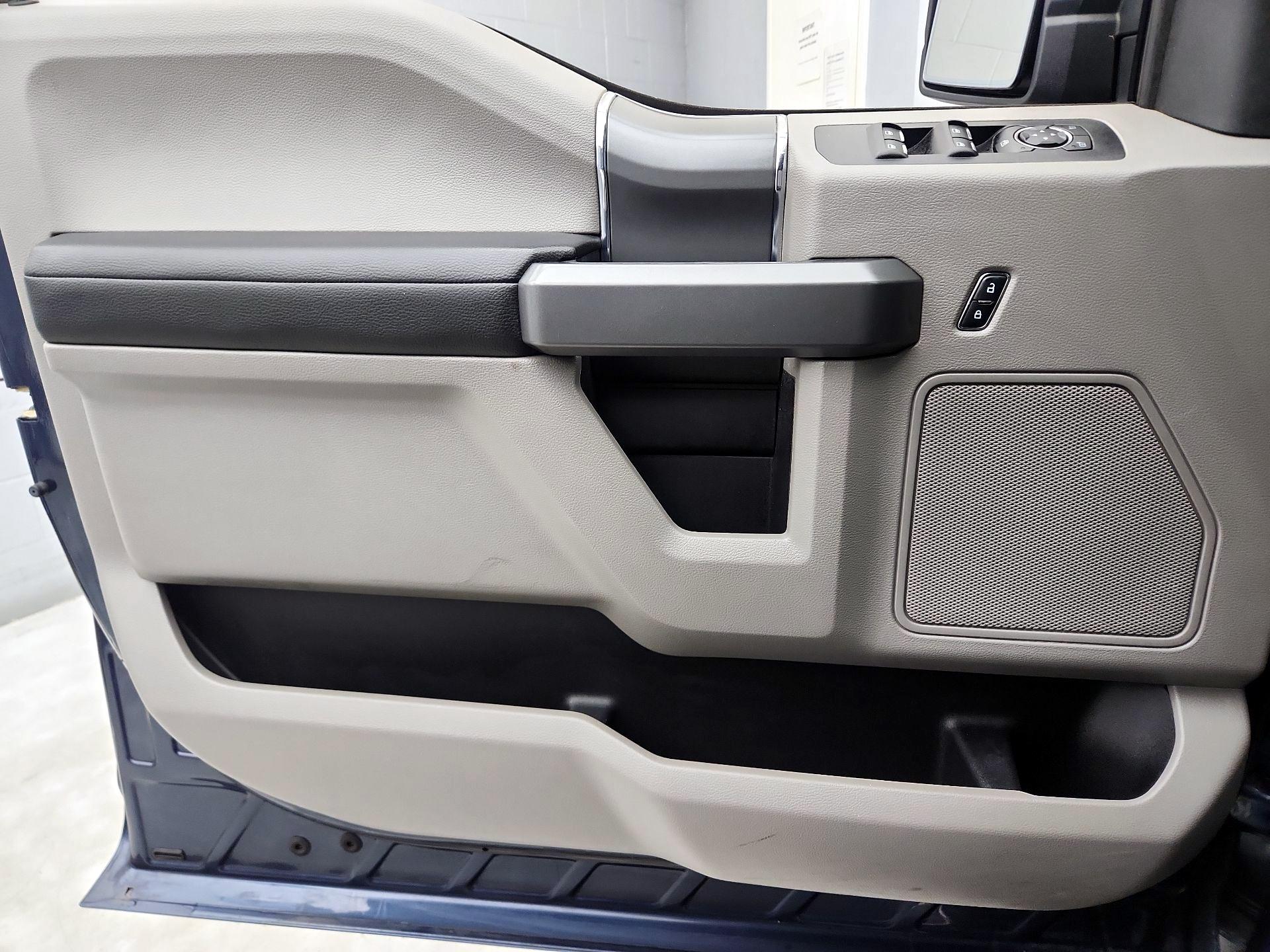 Thumbnail: 2017 Ford F-150 - 12