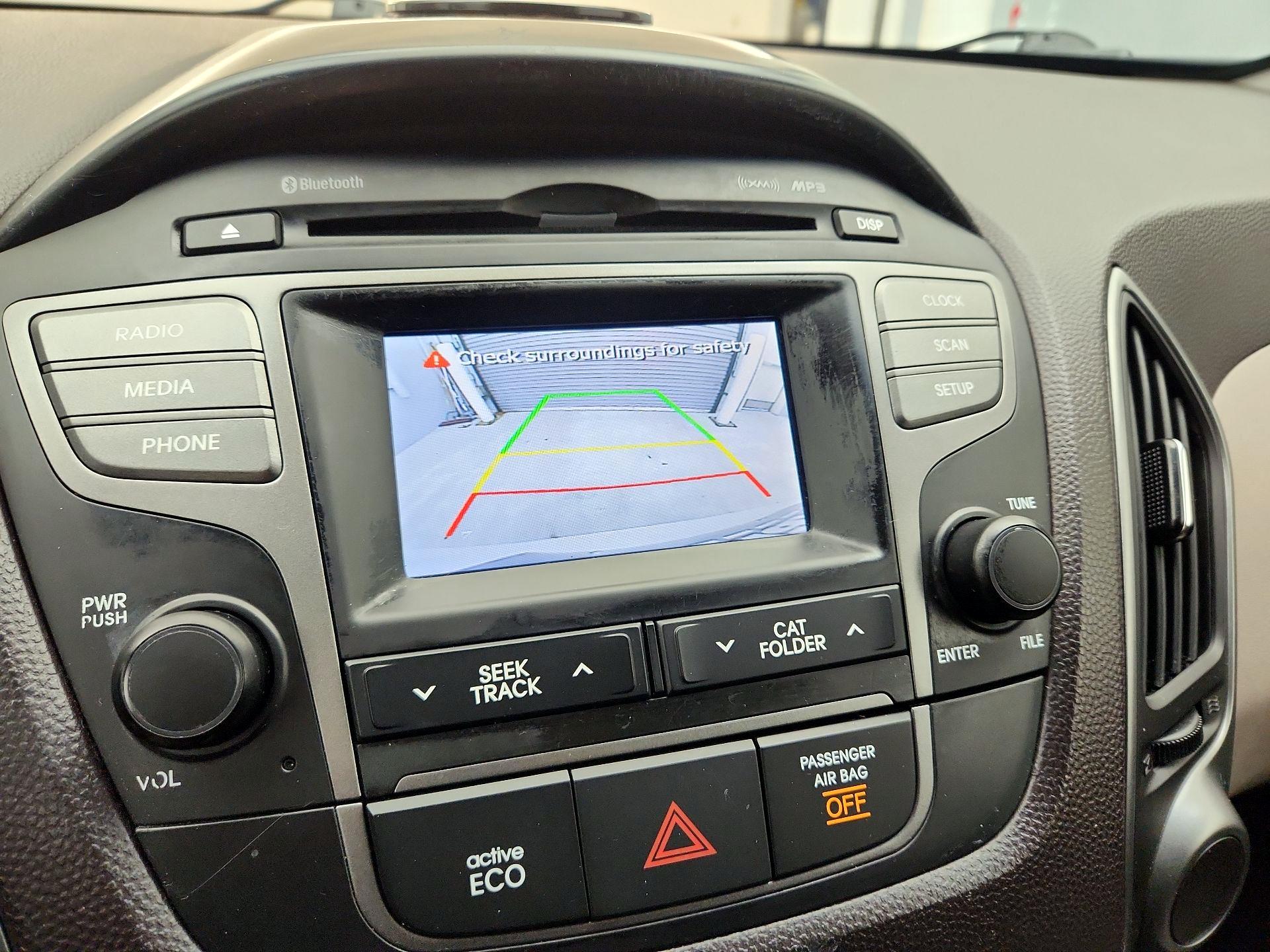 Thumbnail: 2014 Hyundai Tucson - 14