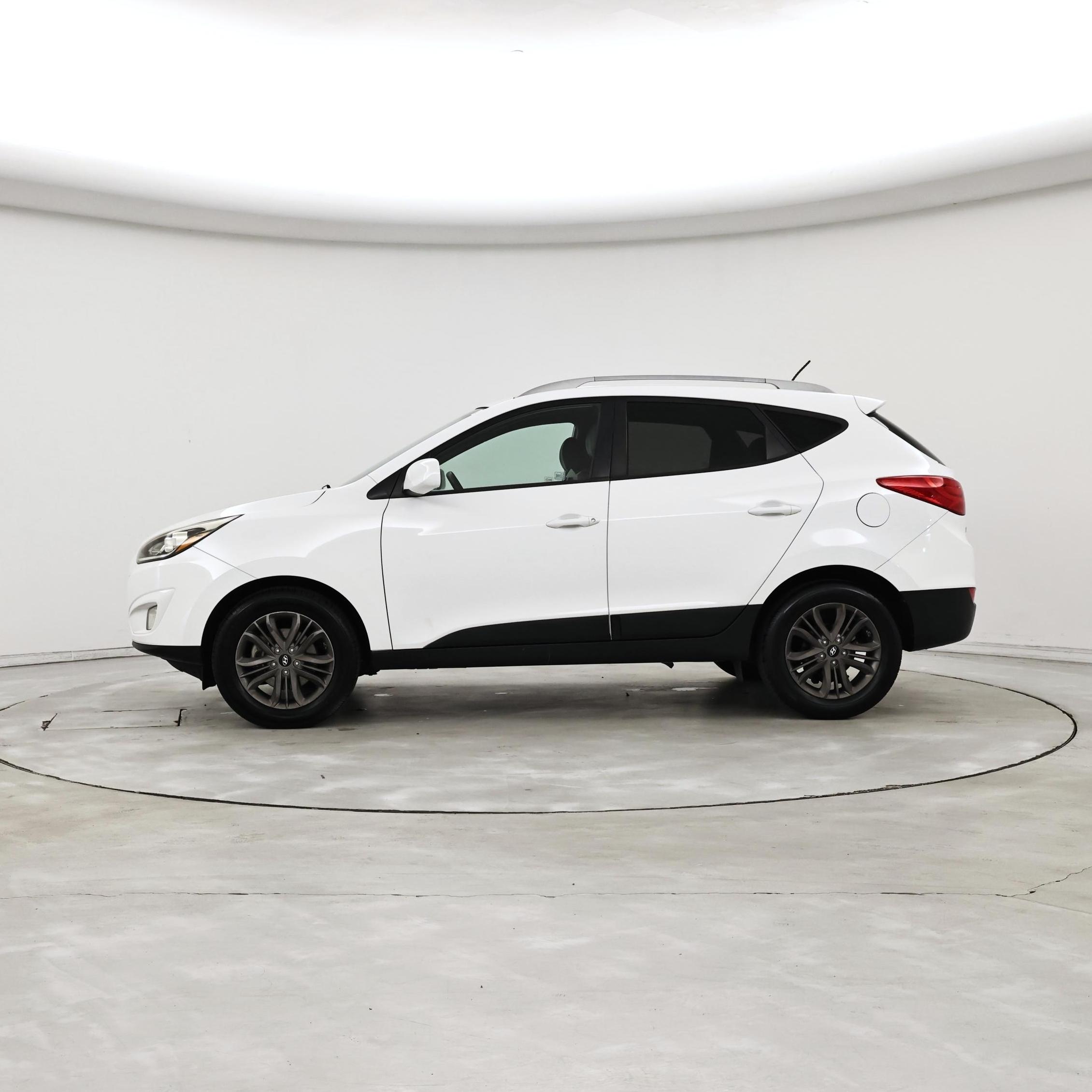 Thumbnail: 2014 Hyundai Tucson - 3