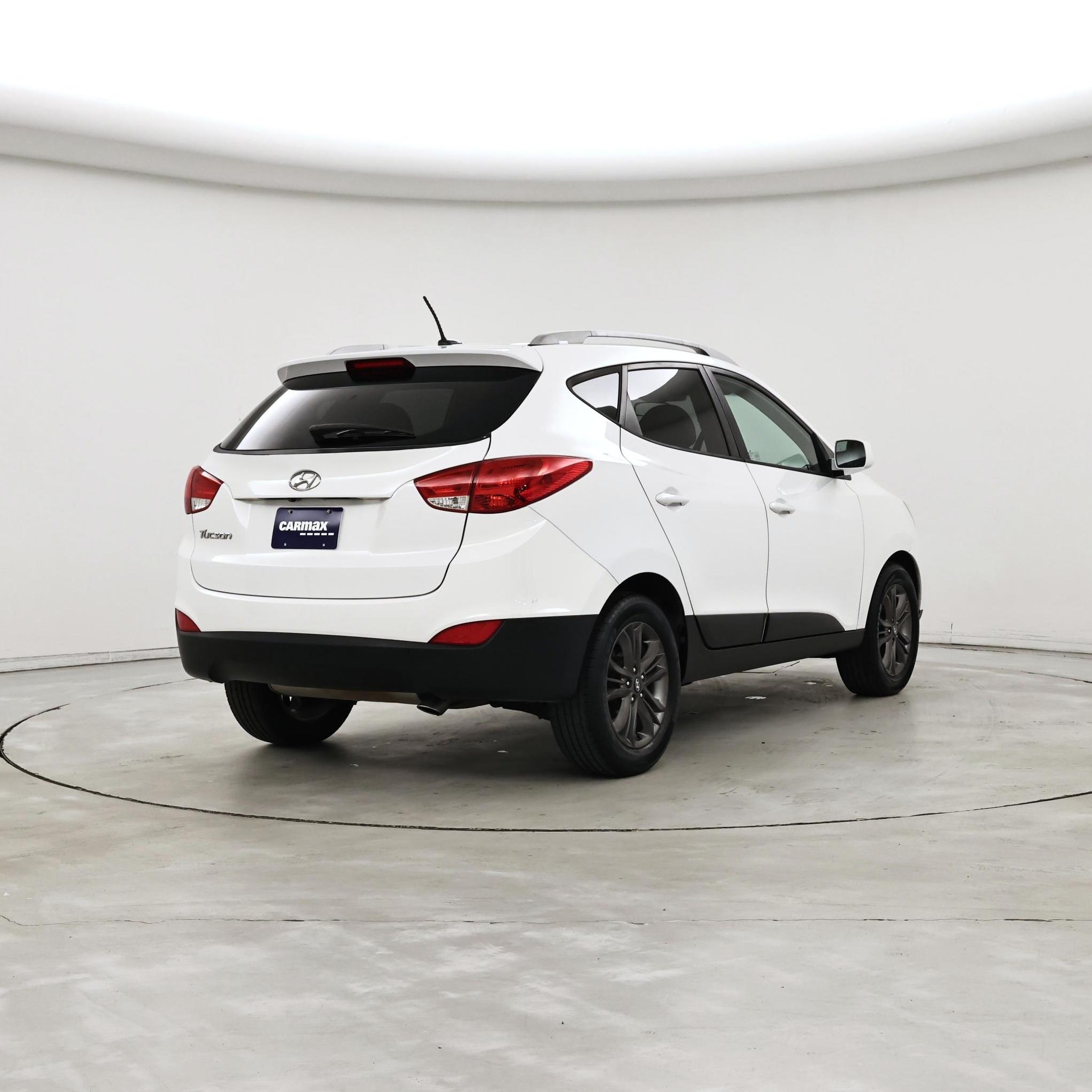 Thumbnail: 2014 Hyundai Tucson - 8