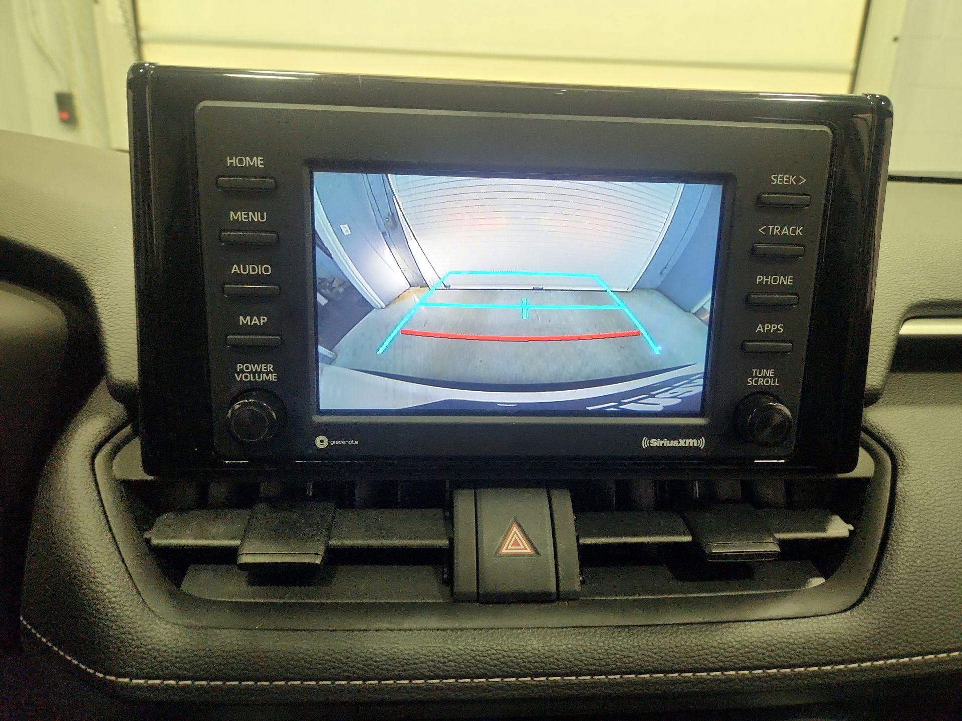 Thumbnail: 2022 Toyota RAV4 - 14