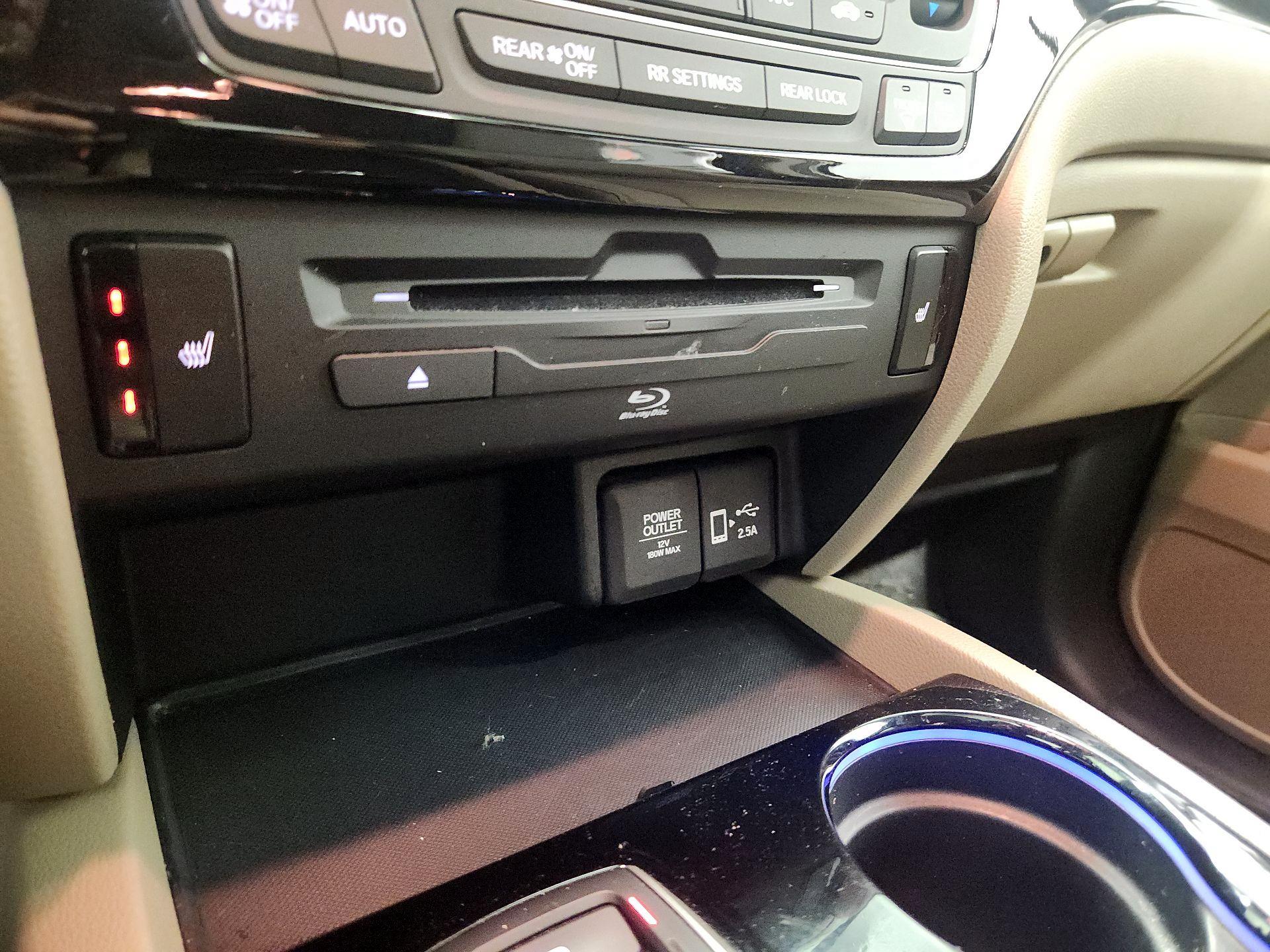 Thumbnail: 2022 Honda Pilot - 19