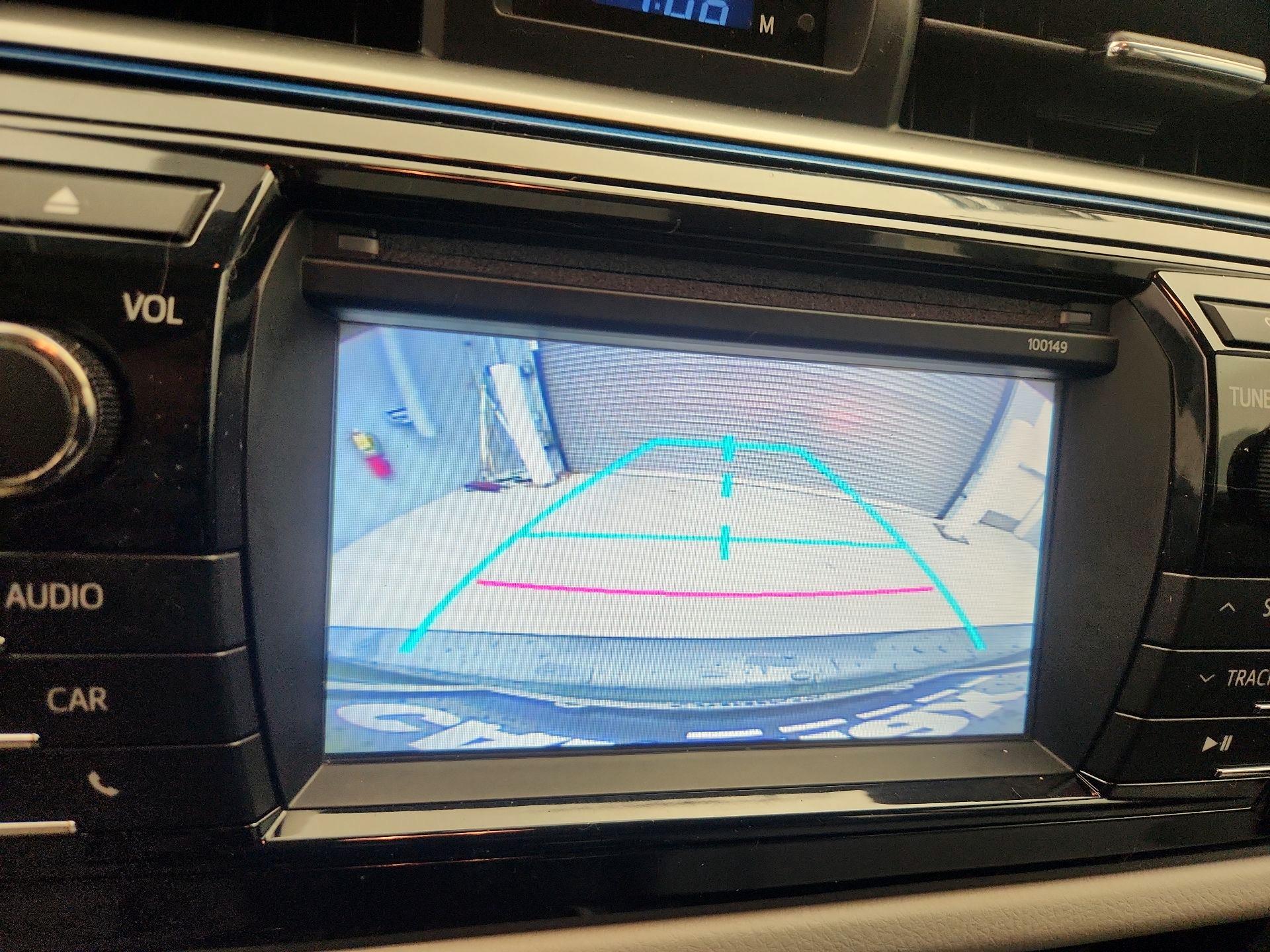 Thumbnail: 2015 Toyota Corolla - 14