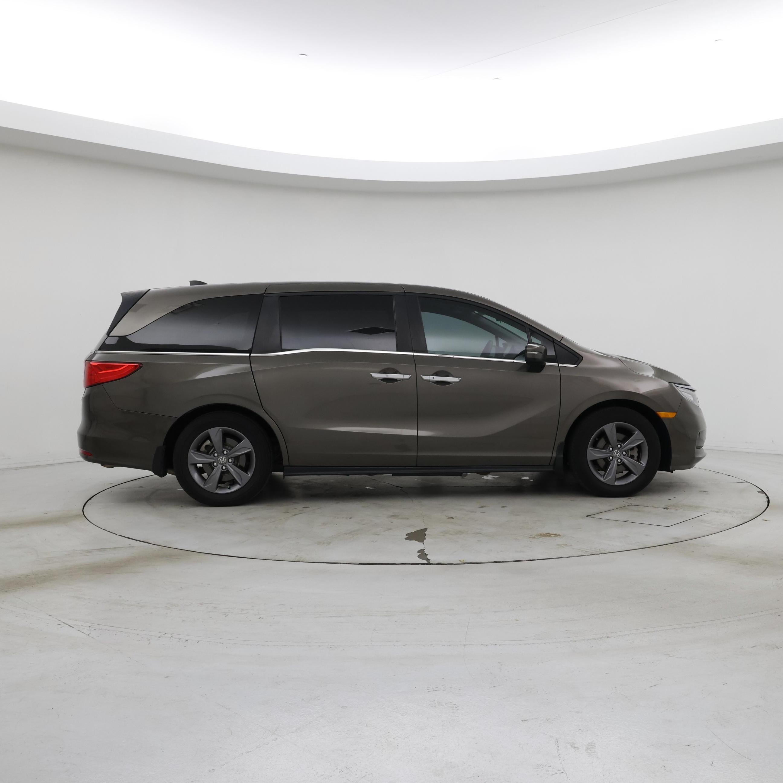 Thumbnail: 2023 Honda Odyssey - 7