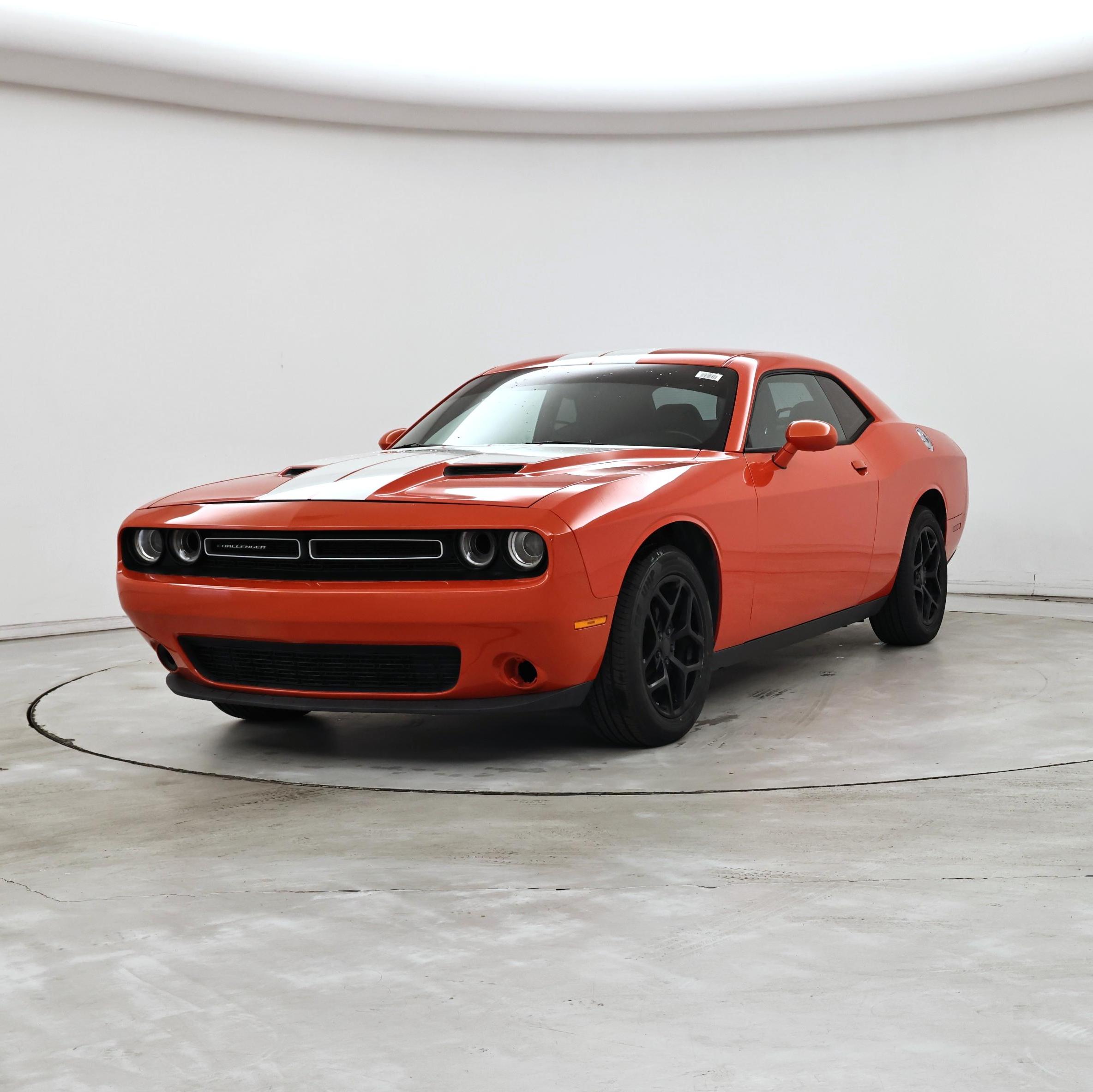 Thumbnail: 2016 Dodge Challenger - 4