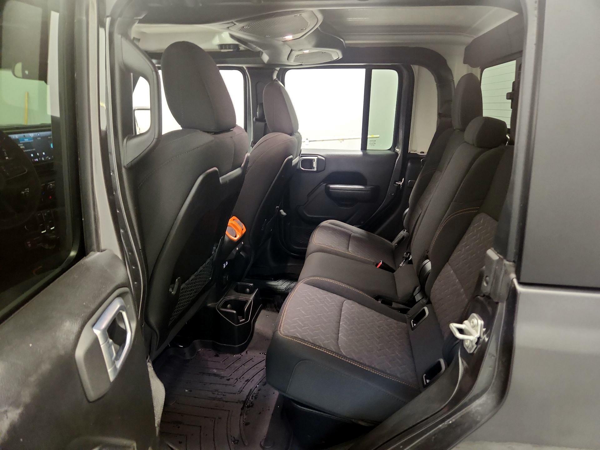 Thumbnail: 2024 Jeep Gladiator - 19