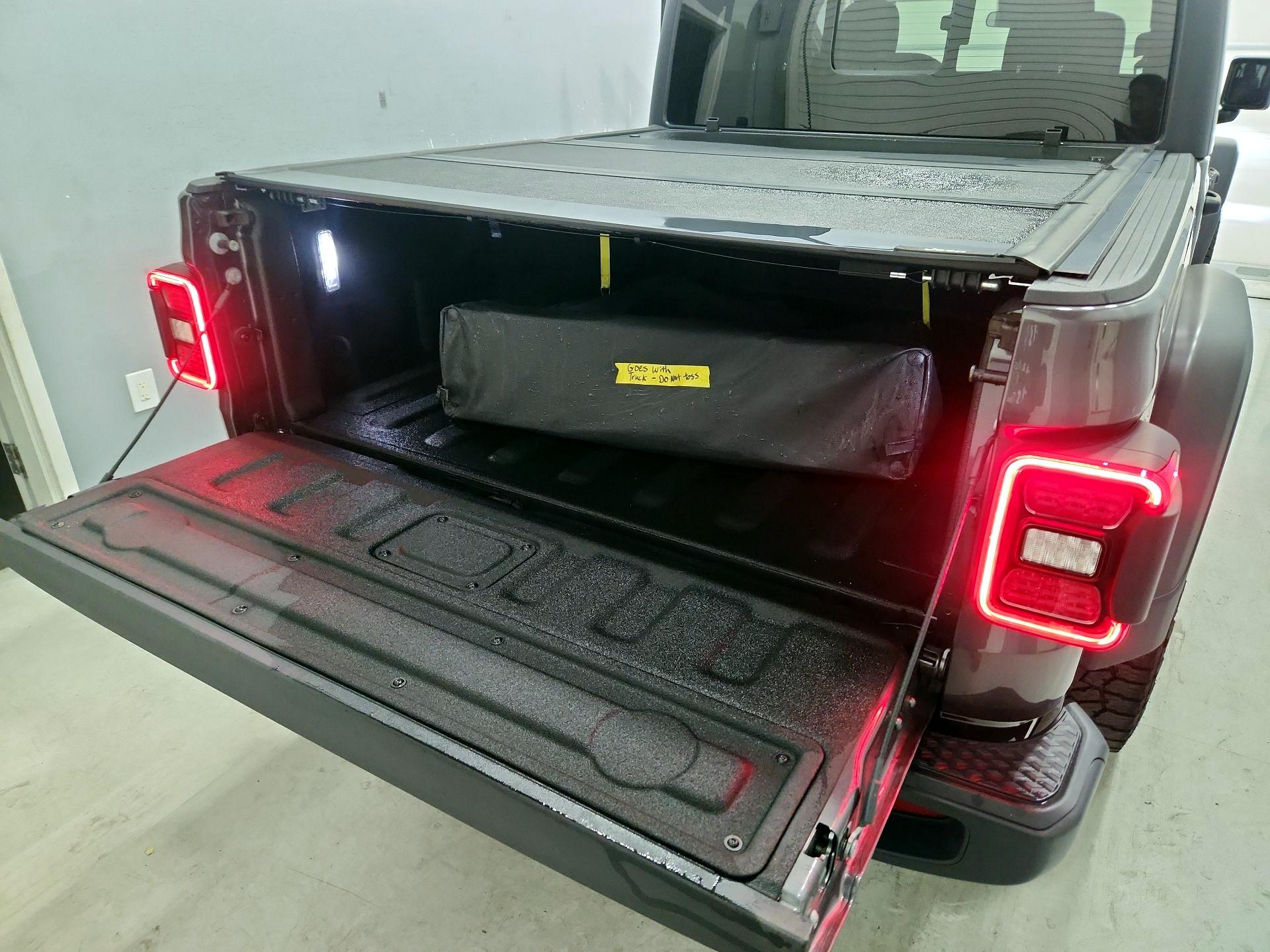 Thumbnail: 2024 Jeep Gladiator - 20