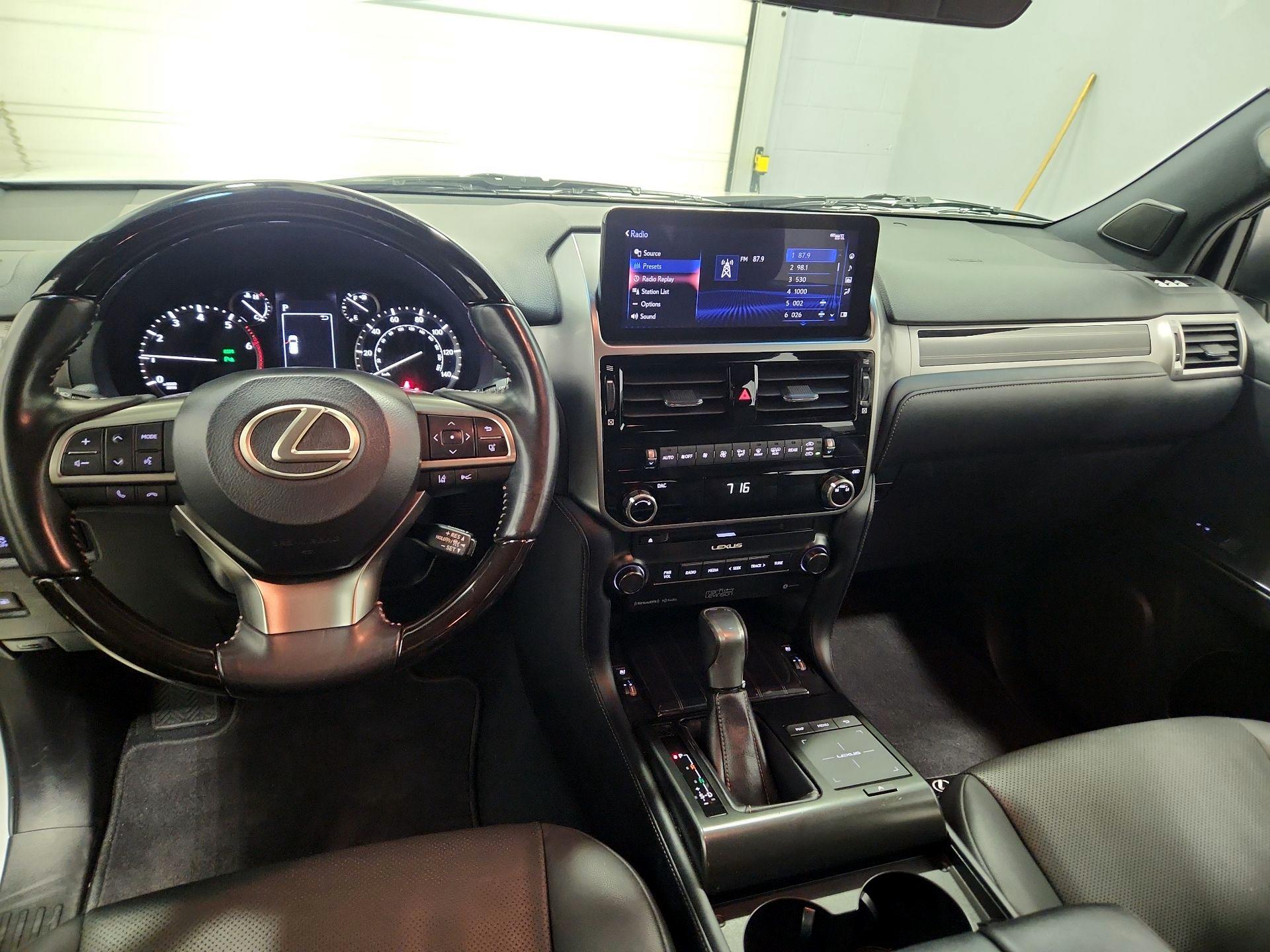 Thumbnail: 2023 Lexus GX - 9