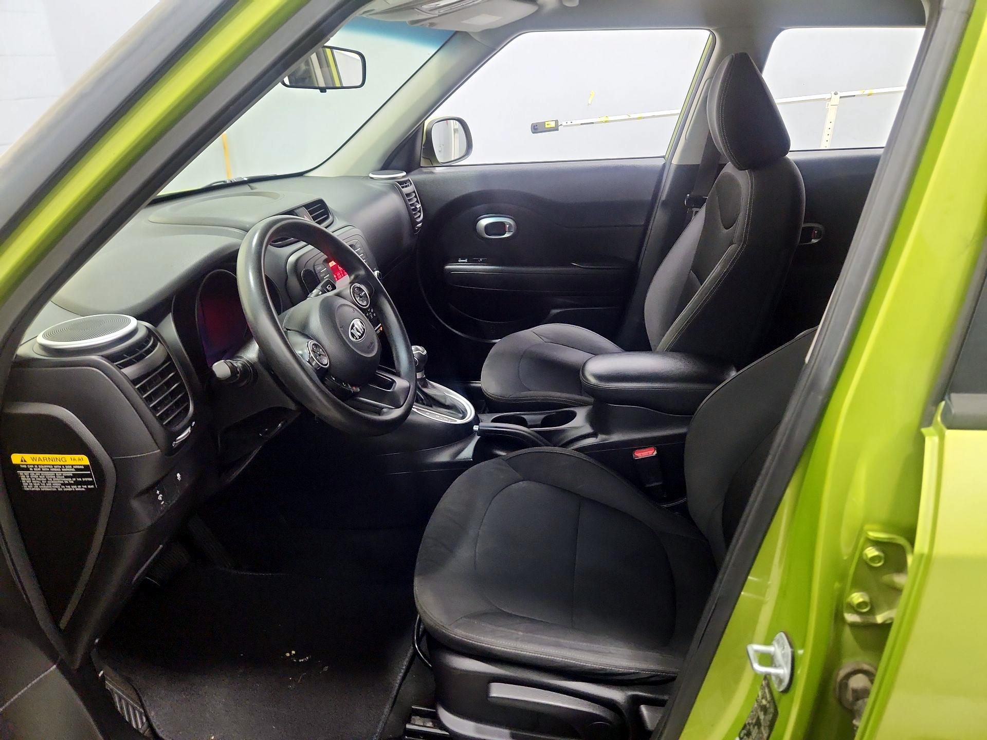 Thumbnail: 2014 Kia Soul - 11