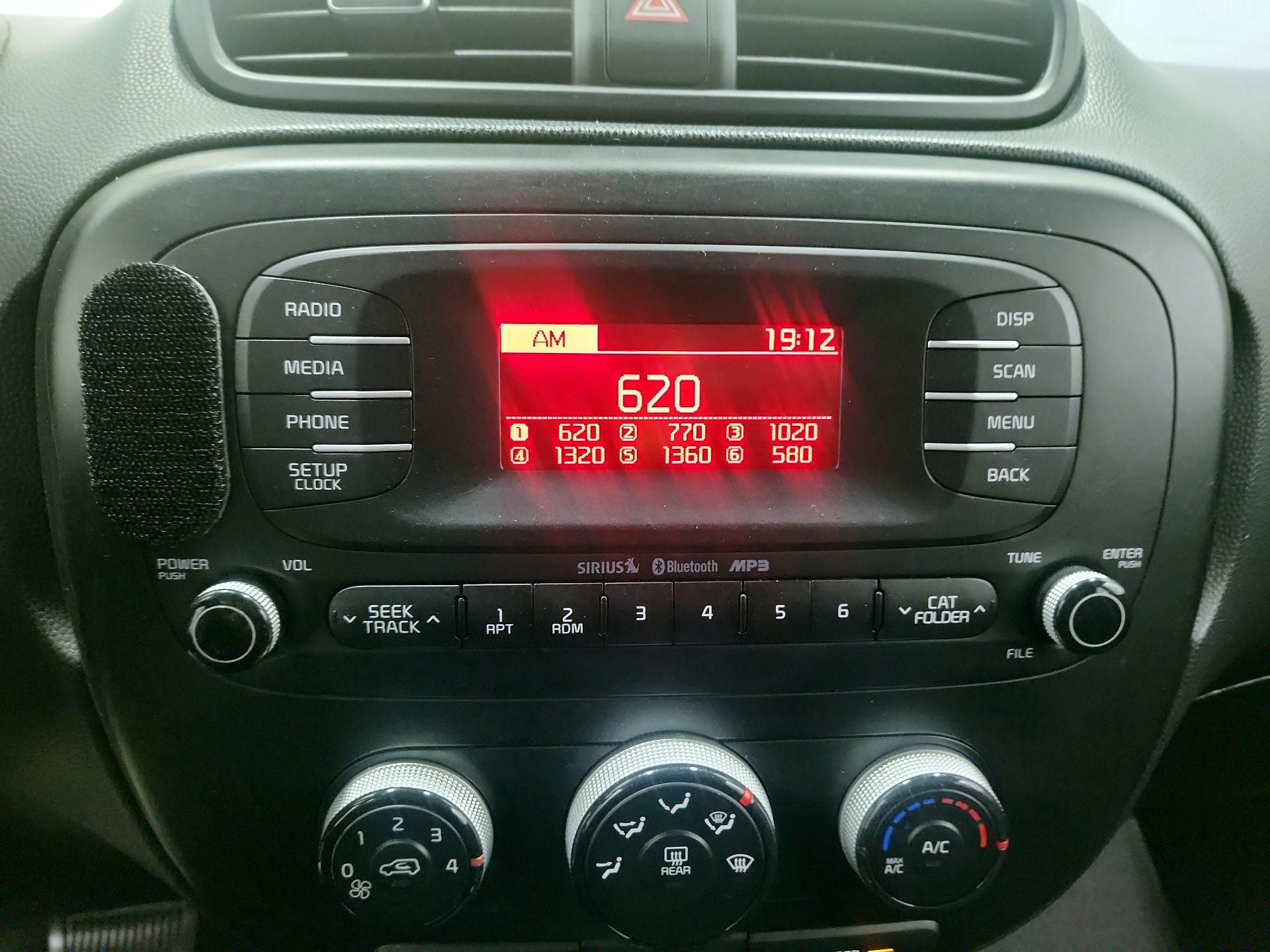 Thumbnail: 2014 Kia Soul - 14