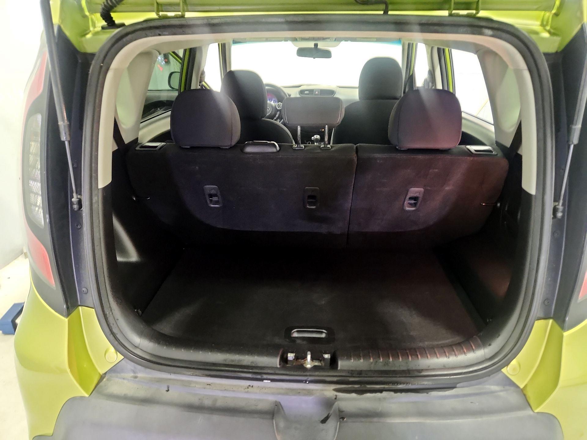 Thumbnail: 2014 Kia Soul - 19