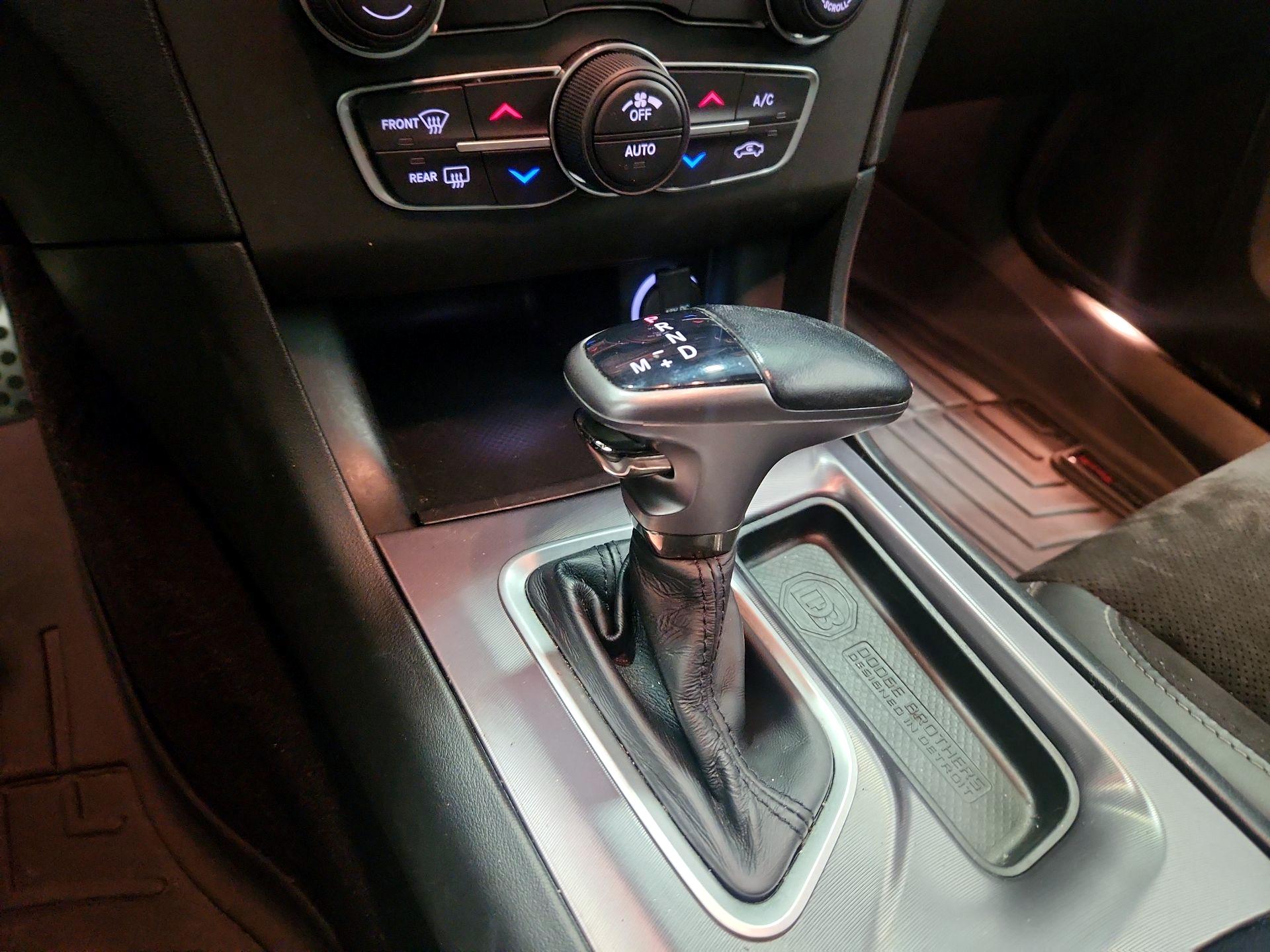 Thumbnail: 2021 Dodge Charger - 17