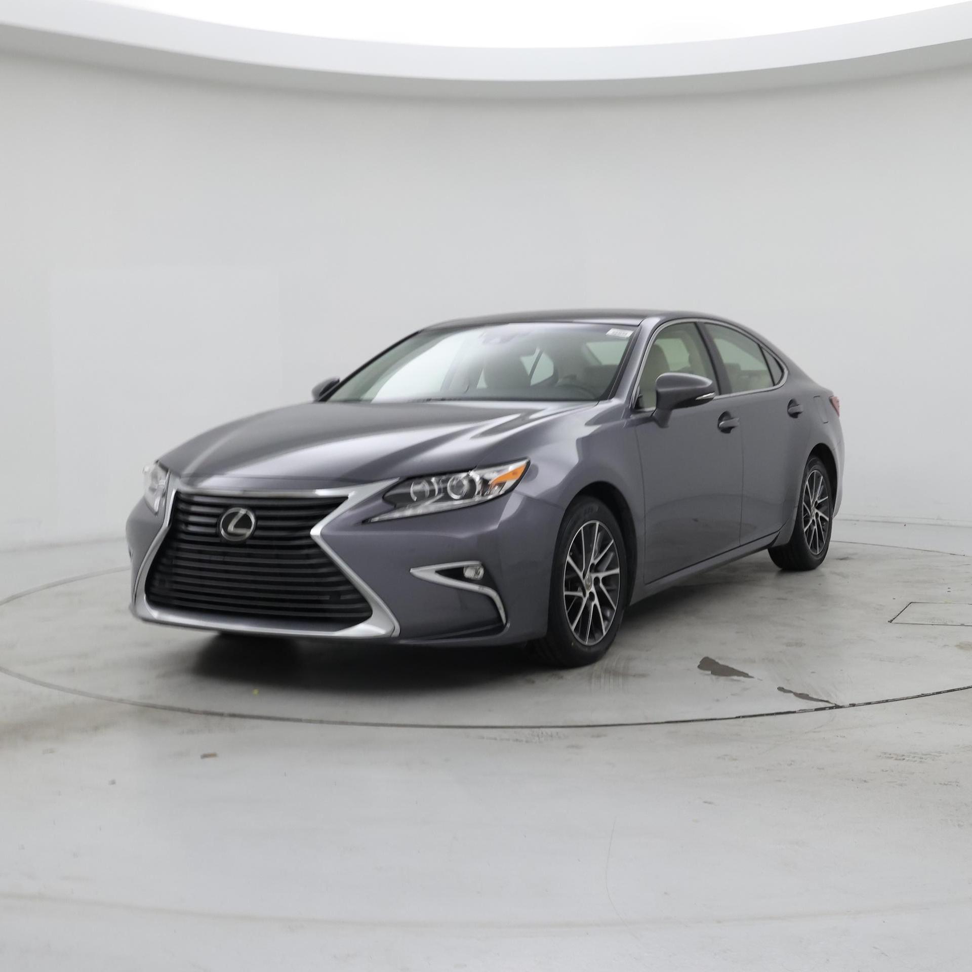 Thumbnail: 2016 Lexus ES - 4