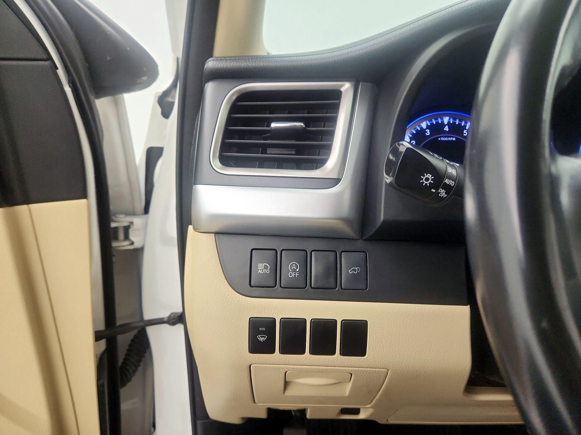 Thumbnail: 2018 Toyota Highlander - 13